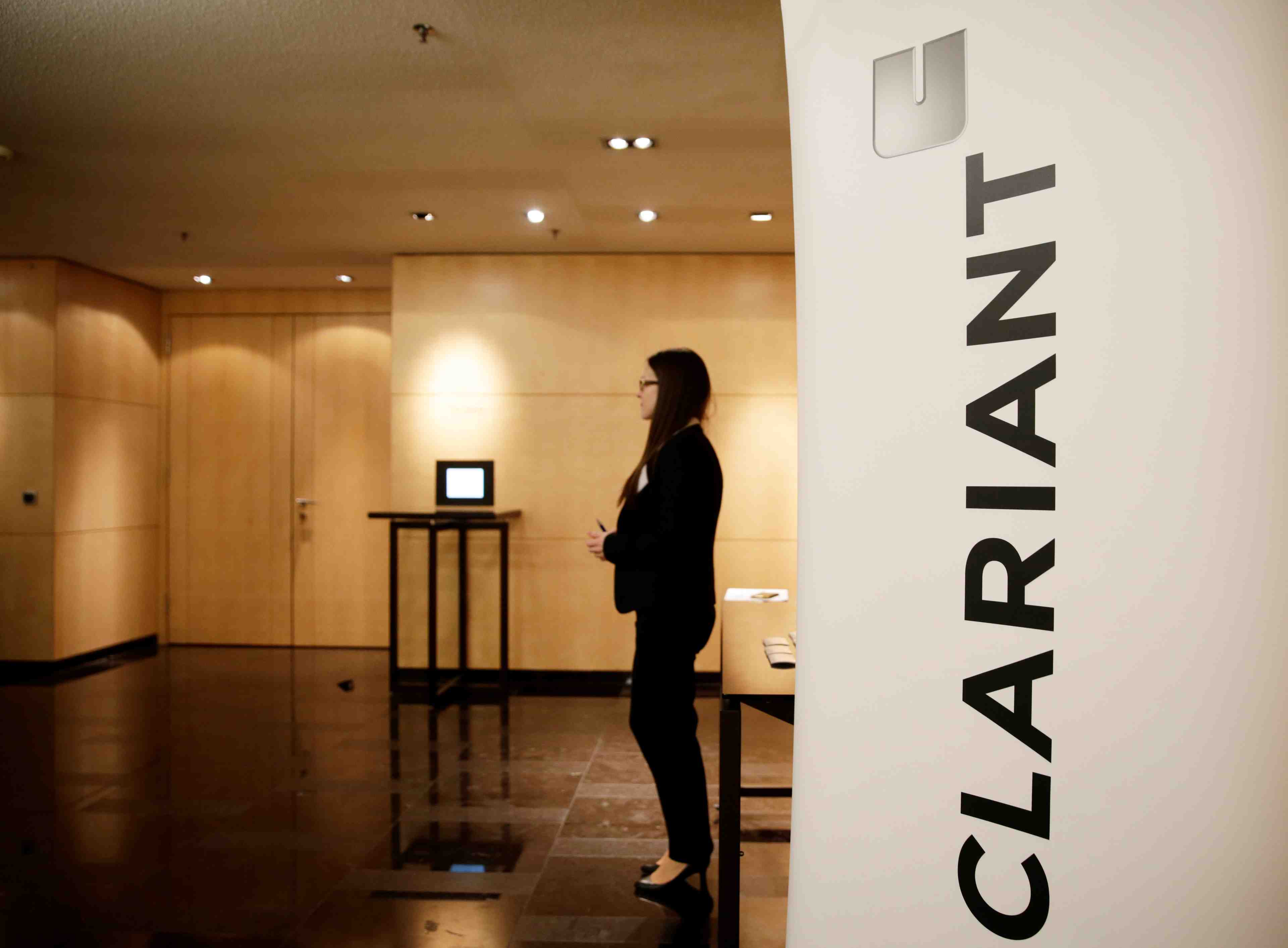 Clariant cree une coentreprise avec sabic, le titre monte