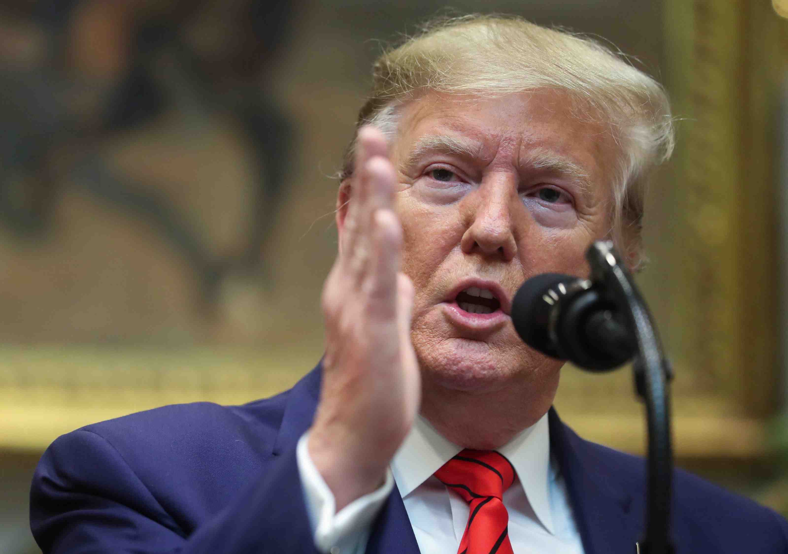 Trump dit qu'il detruira l'economie turque "si ankara detruit les kurdes"