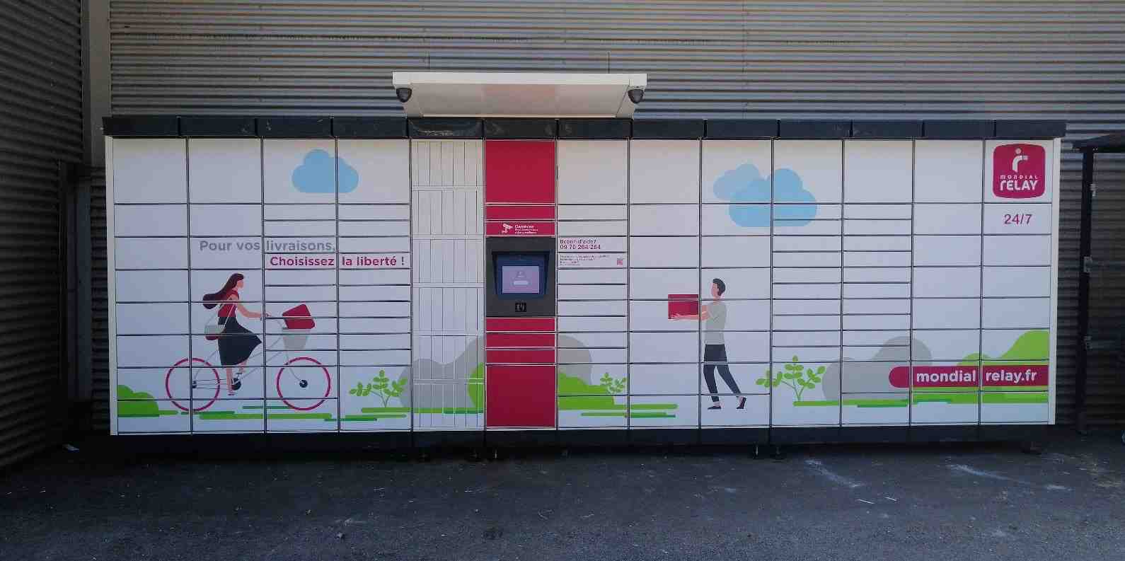 Mondial Relai lockers 2