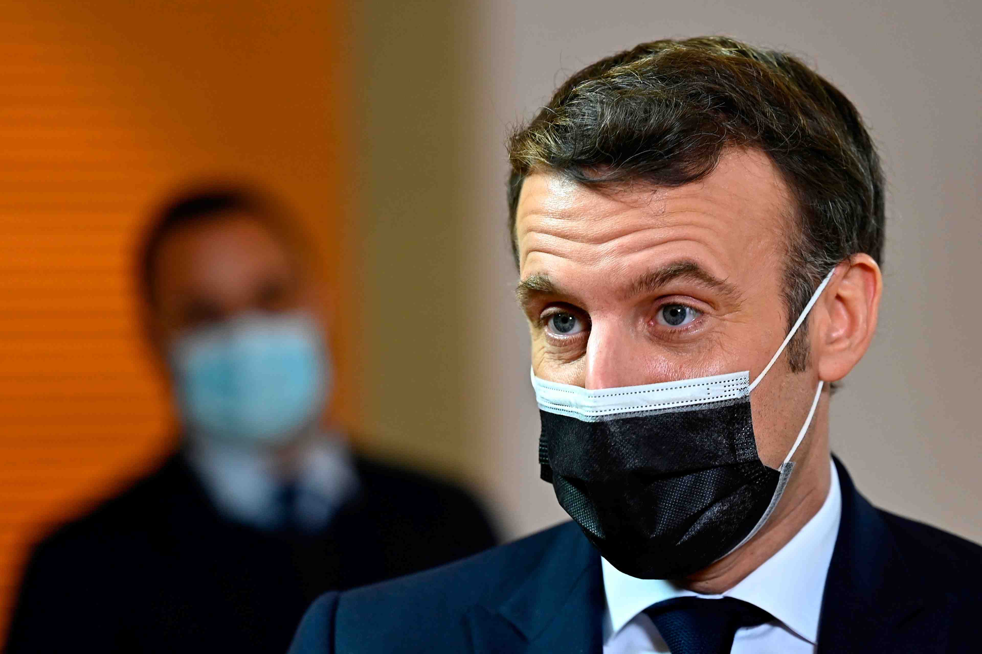 Macron ne se rendra pas au tchad pour le prochain sommet sur la securite au sahel