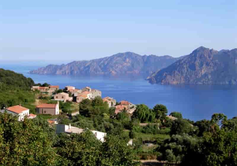Des defaillances dans la gestion de l'impot en corse