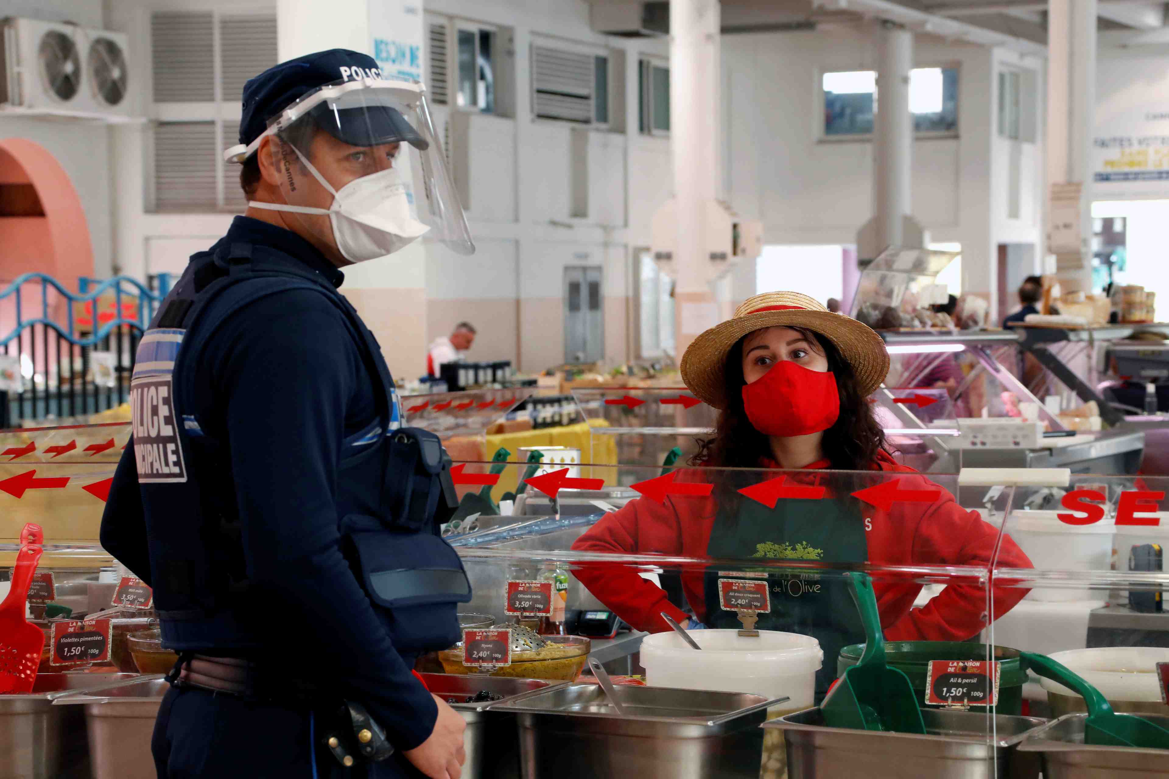 Coronavirus: nouveau recul du nombre de deces quotidiens en france, a 369