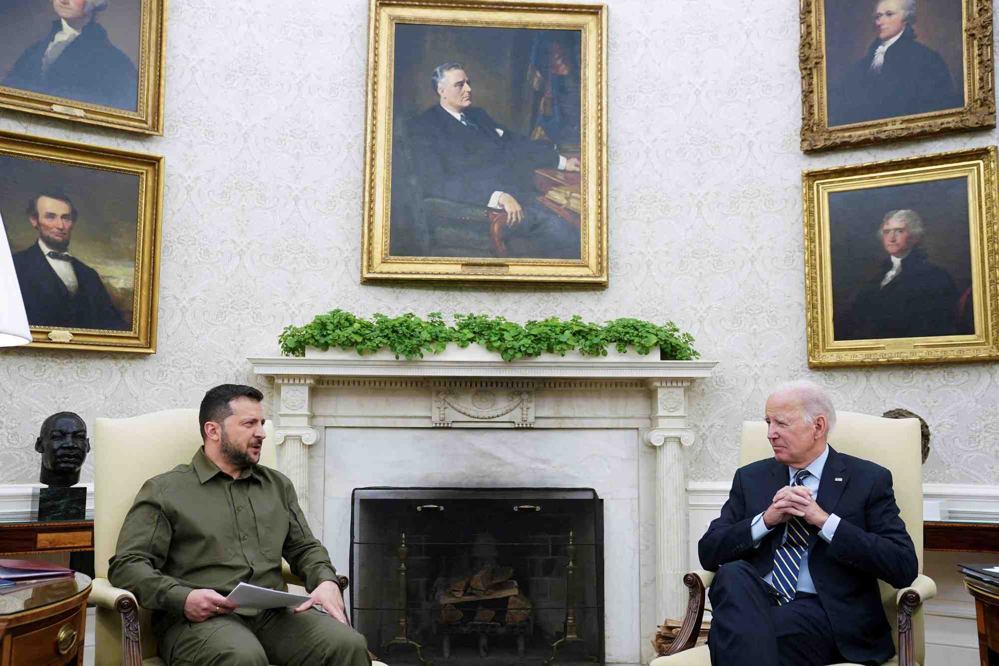 Photo d'archives du president ukrainien volodymyr zelenskiy et le president americain joe biden a washington, aux etats-unis. /photo prise le 21 septembre 2023/reuters/kevin lamarque