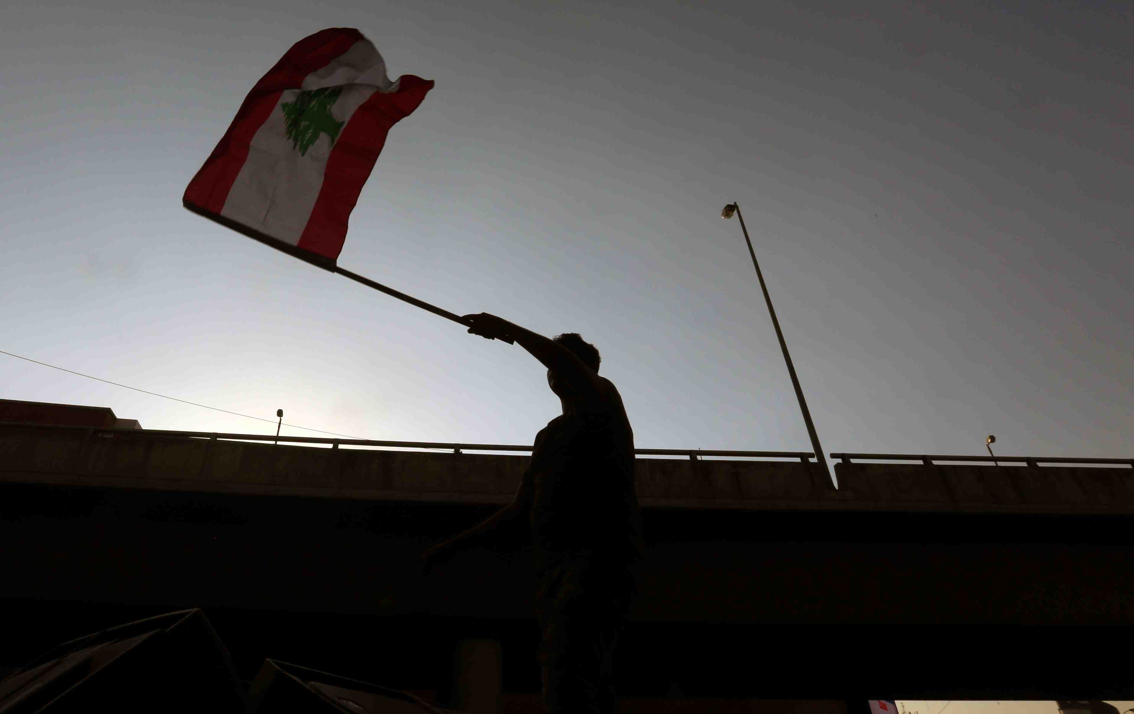 Le liban somme par paris et washington de former rapidement un gouvernement credible