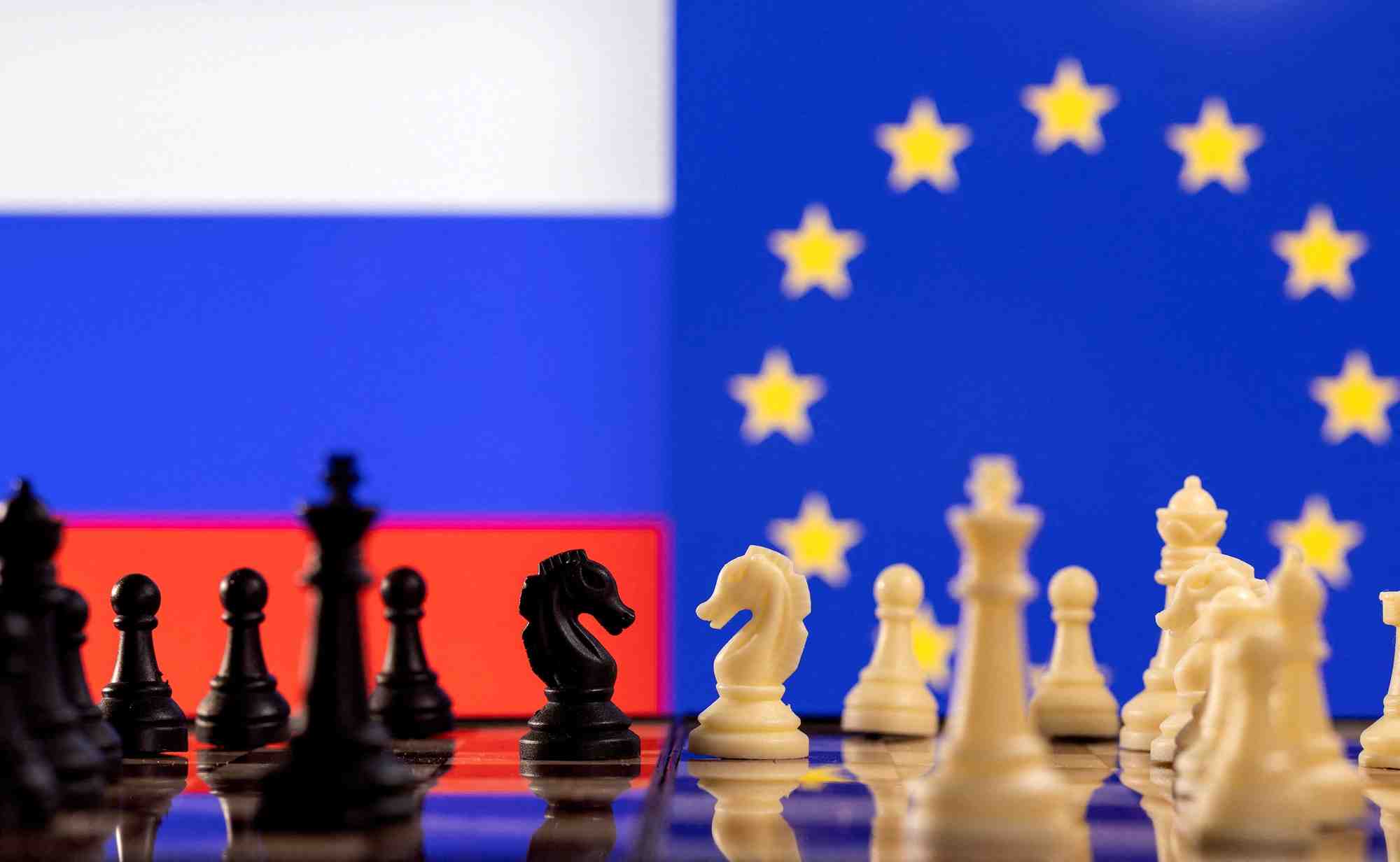 Parmi les mesures envisagées par les diplomates européens figurent une clause de « catch-all » (ou « attrape-tout ») pour identifier et intercepter les expéditions suspectes vers la Russie.