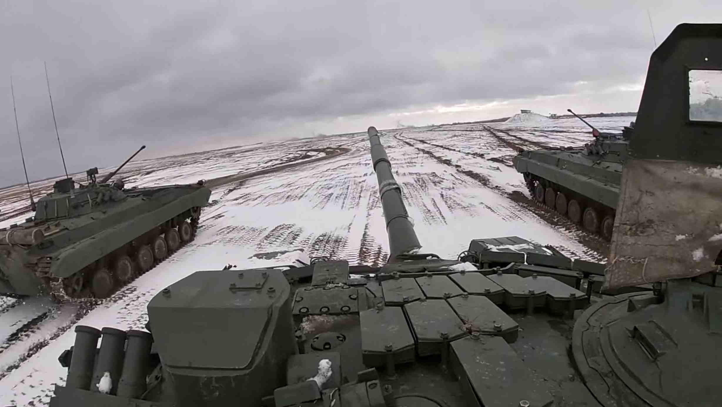 Moscou pourrait utiliser une fausse video pour justifier une invasion de l'ukraine, dit washington