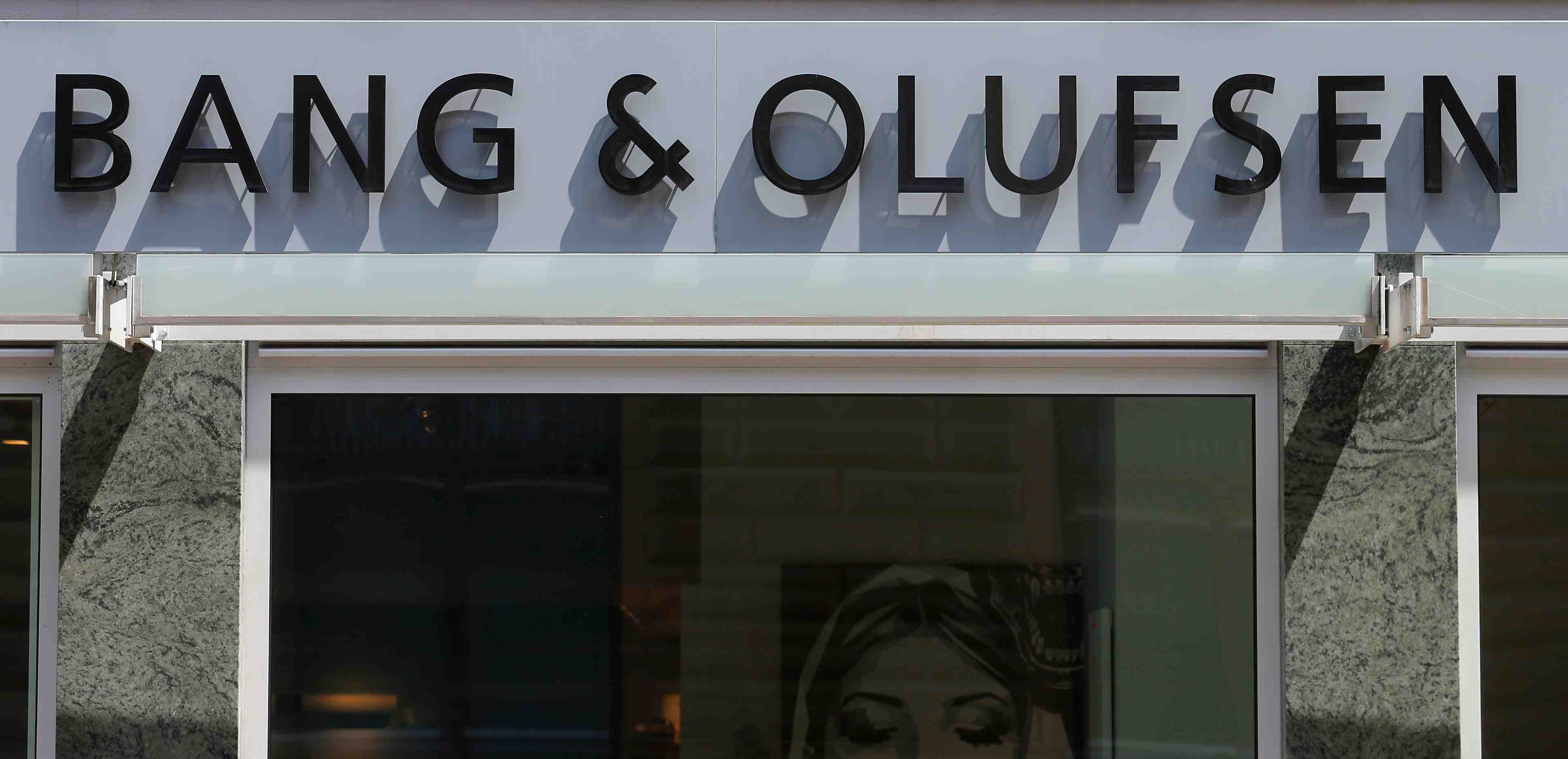 Bang & olufsen avertit sur son ca, abandonne ses objectifs a 3 ans