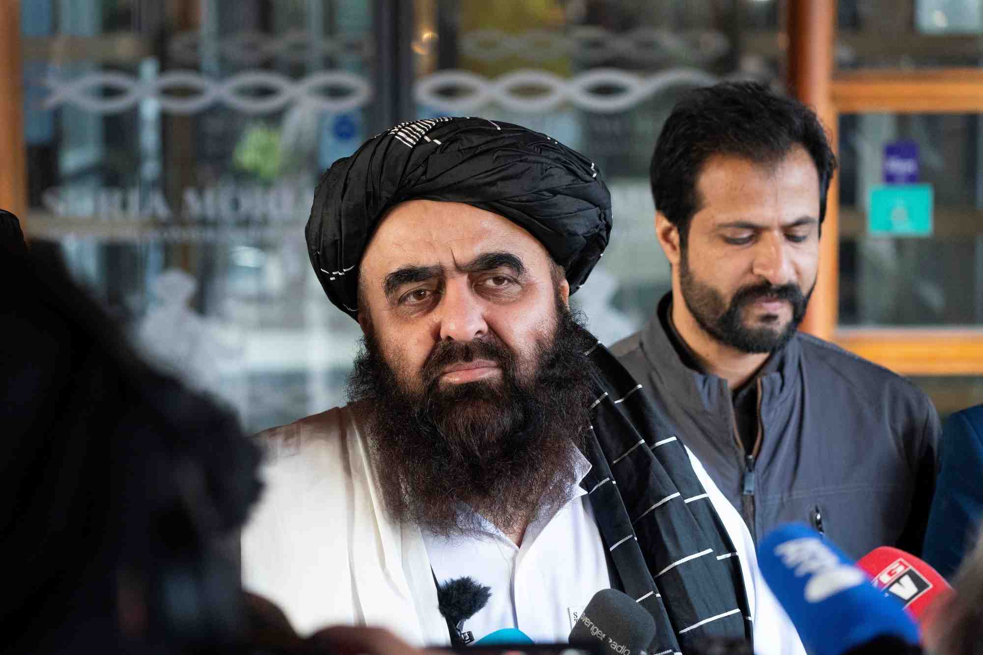 Une delegation de talibans se rend en norvege pour des discussions humanitaires
