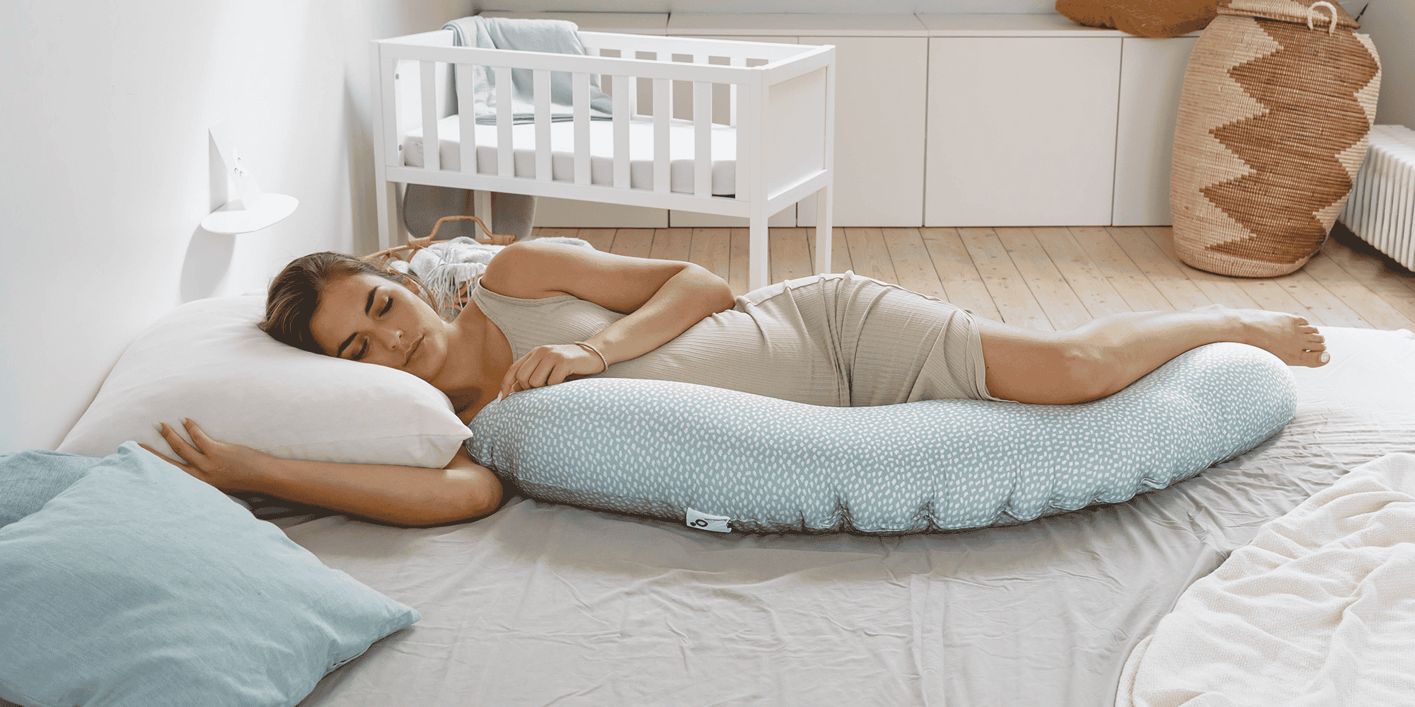 Babymoov compte devenir leader sur le coussin de maternité avec l'acquisition de la marque doomoo, spécialiste du confort du sommeil.