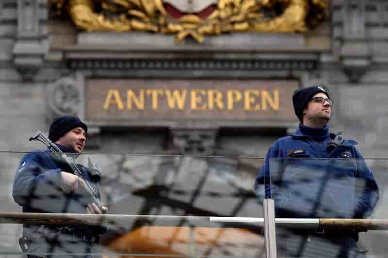 Alerte a la securite a anvers, un francais arrete