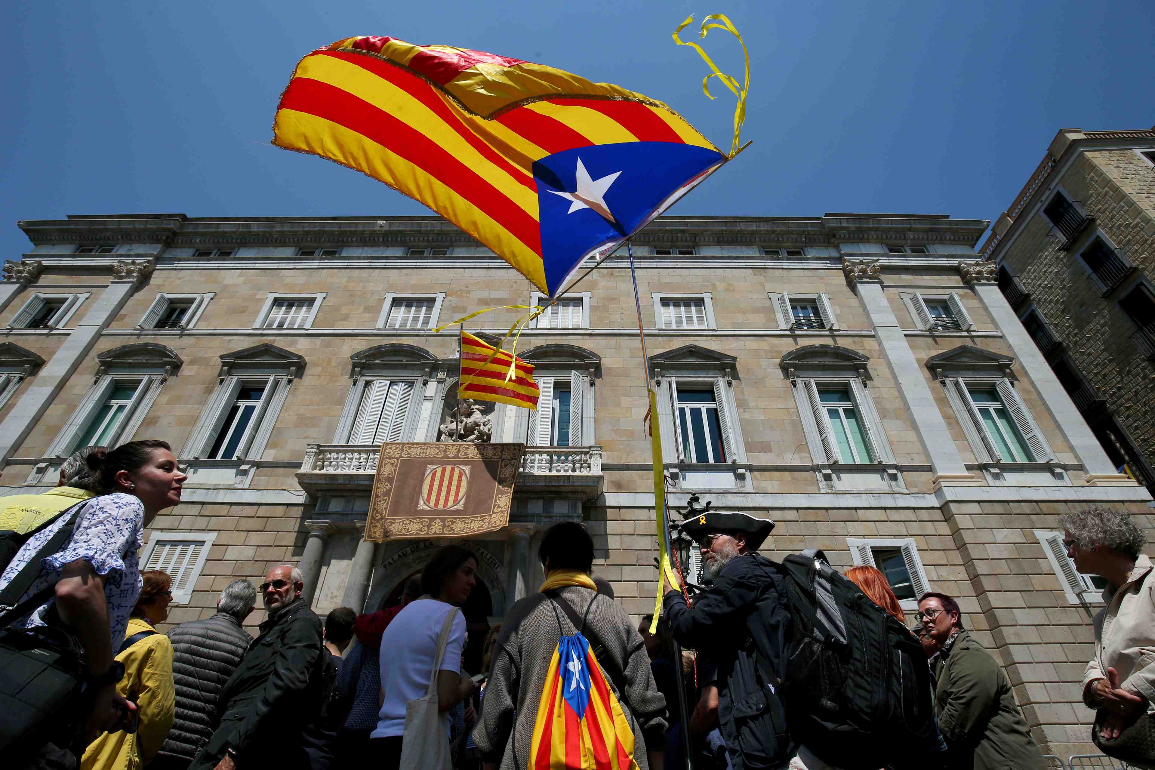 Des centaines de milliers de manifestants attendus a barcelone mardi