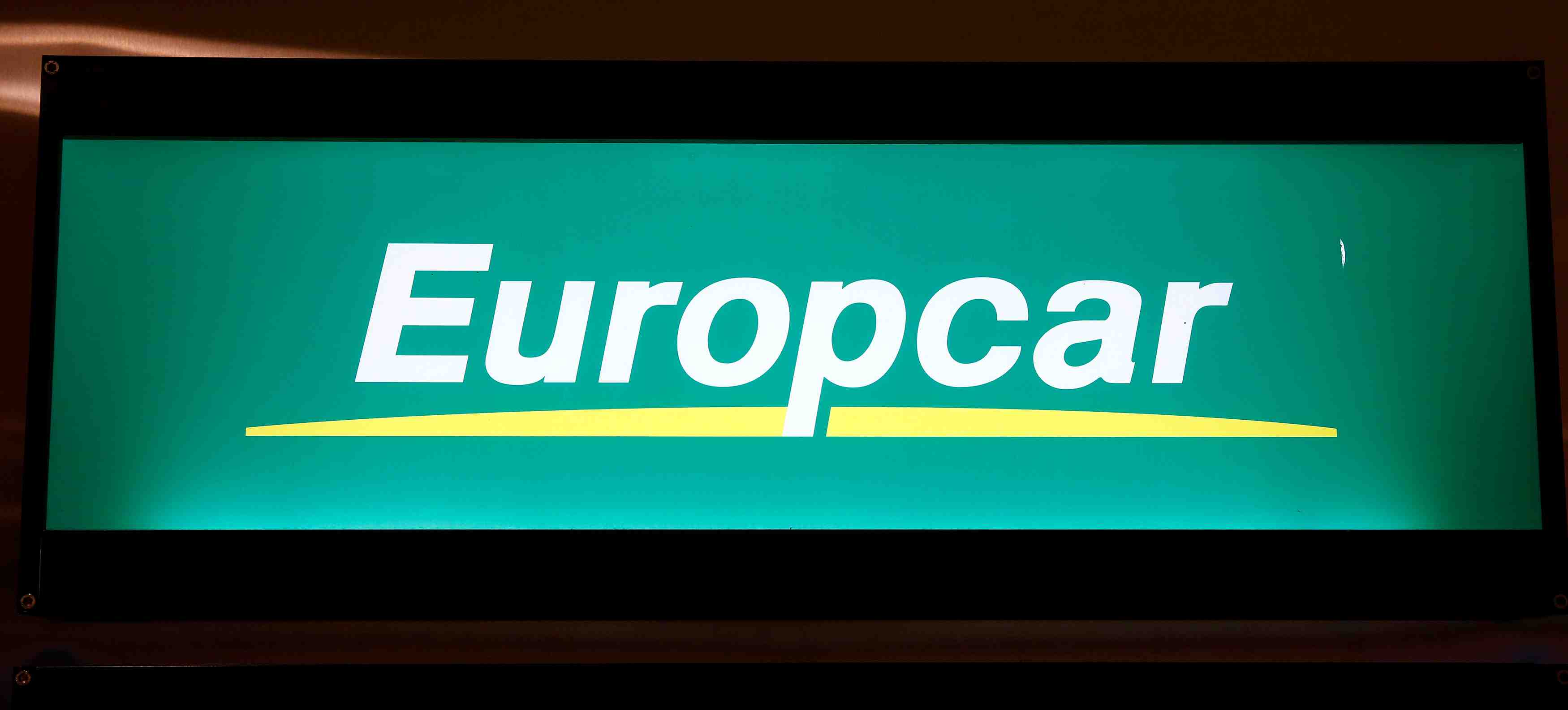 Europcar ne formule pas d'objectifs pour 2021 apres une perte en 2020