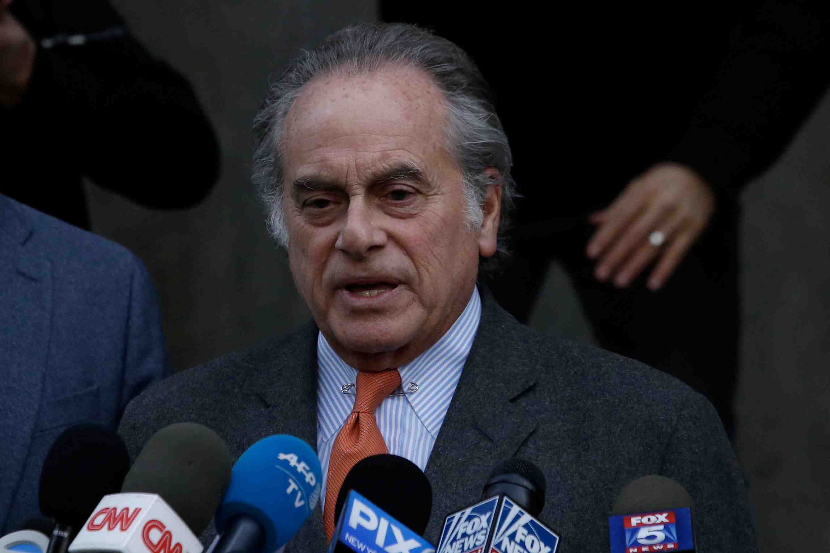 Benjamin brafman souhaiterait etre dessaisi du dossier weinstein, selon nbc