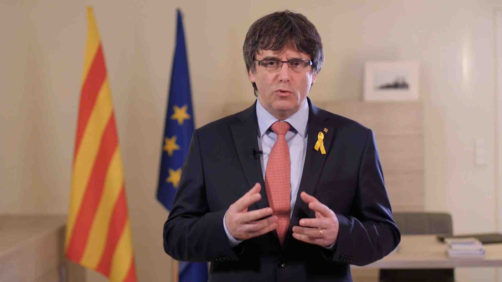 L'ancien president catalan destitue, carles puigdemont