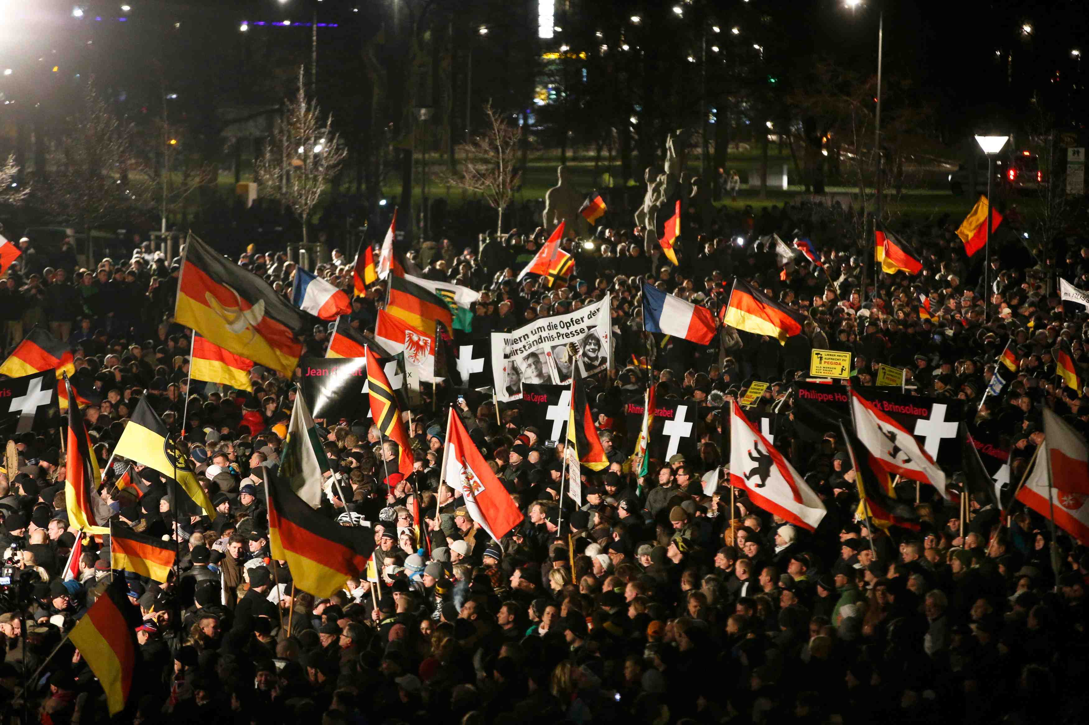Une manifestation du mouvement anti-islam pegida annulee en allemagne apres une menace