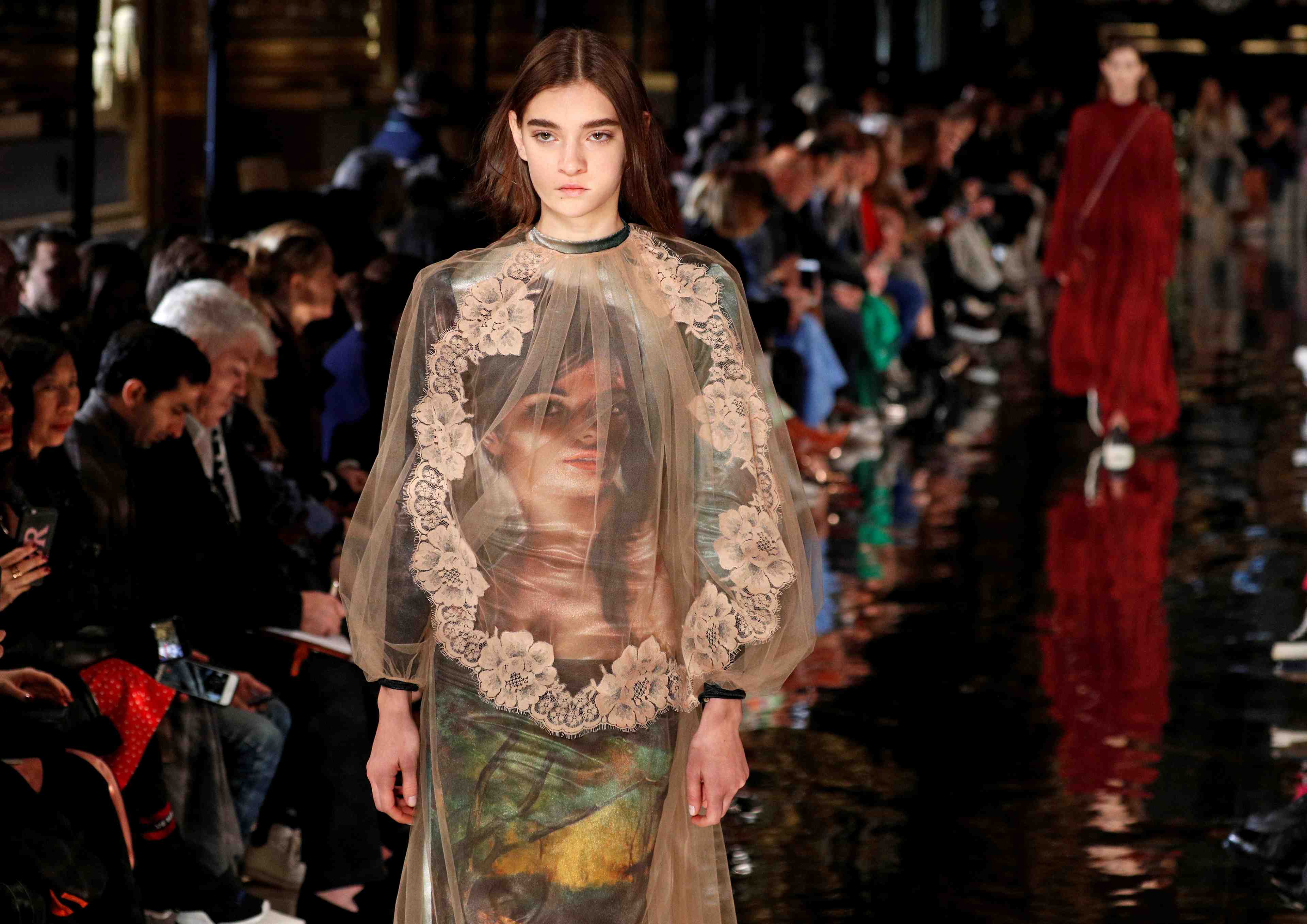 Kering a suivre a paris