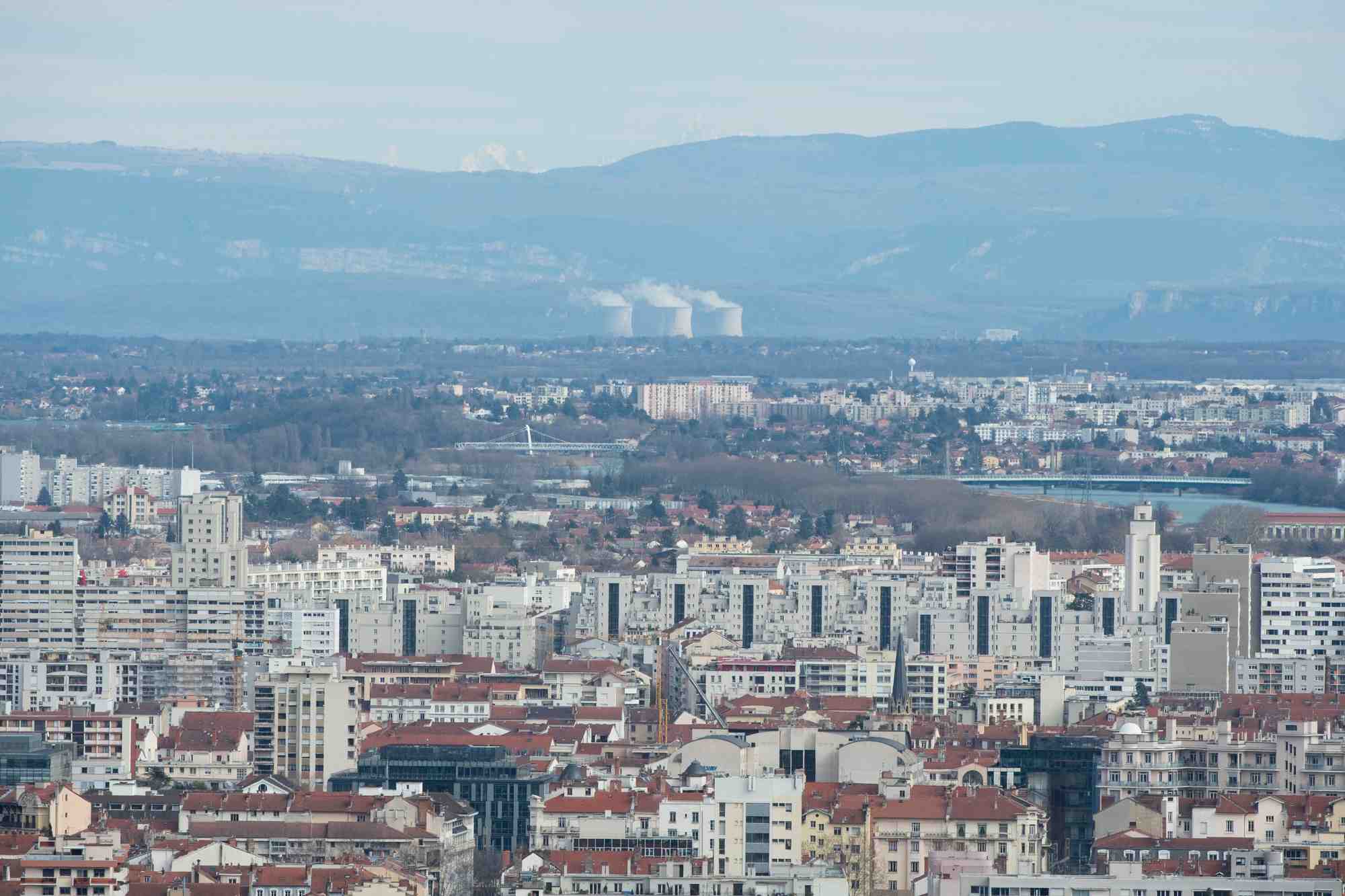 Les métropoles de Lyon et Saint-Etienne se sont associées pour créer un fonds d'amorçage industriel afin de renforcer leur attractivité et la création d'emplois directs productifs sur leurs territoires respectifs.