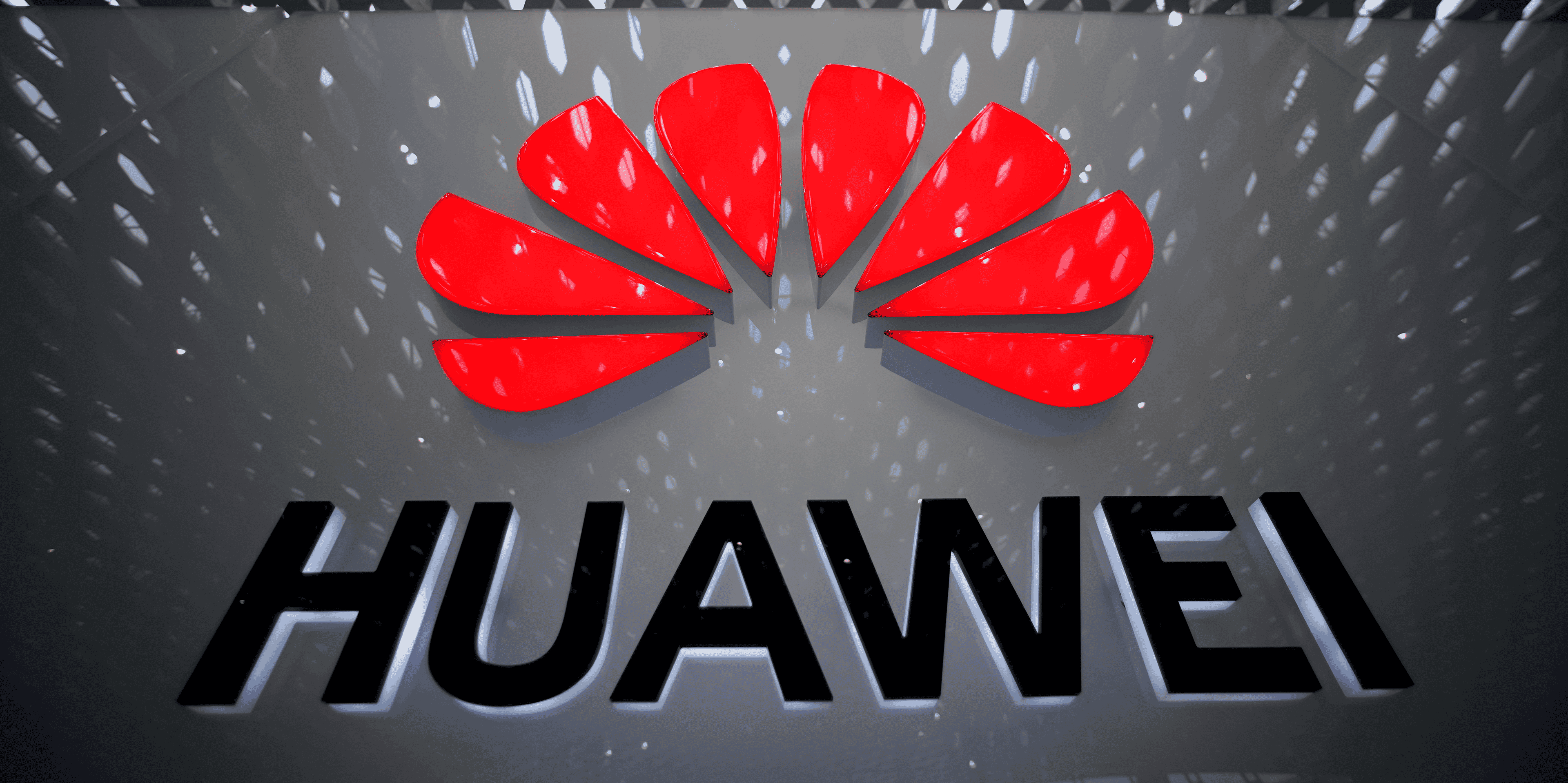 Huawei discute de la vente d'une partie de sa division honor