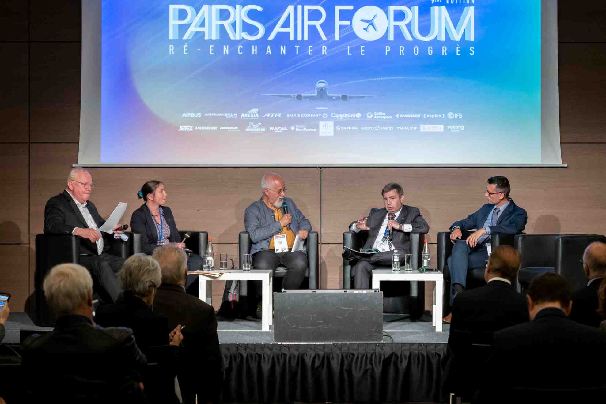 Paris Air Forum Lune Thales Alenia Space ESA Sodern Erems