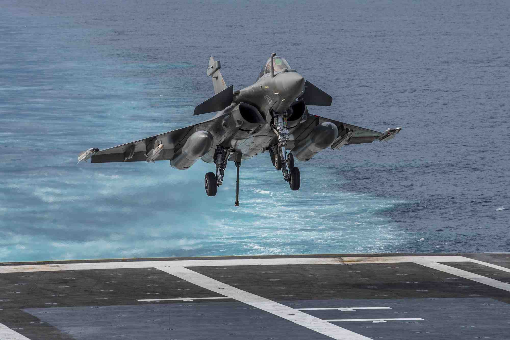 La marine indienne a exprimé un besoin initial de 26 appareils pour équiper son porte-avions INS Vikrant « Made in India »