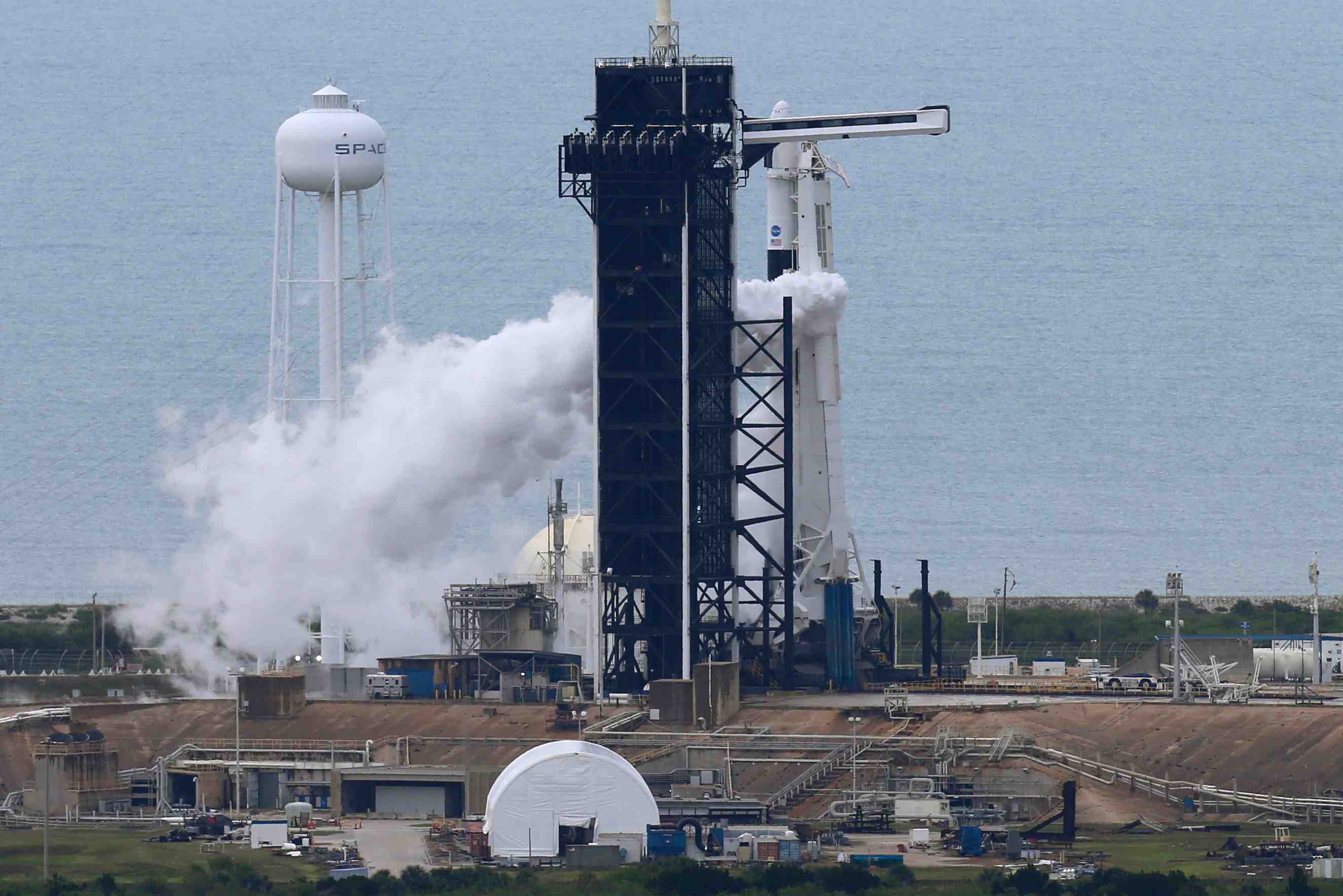 Report a samedi du vol habite de spacex