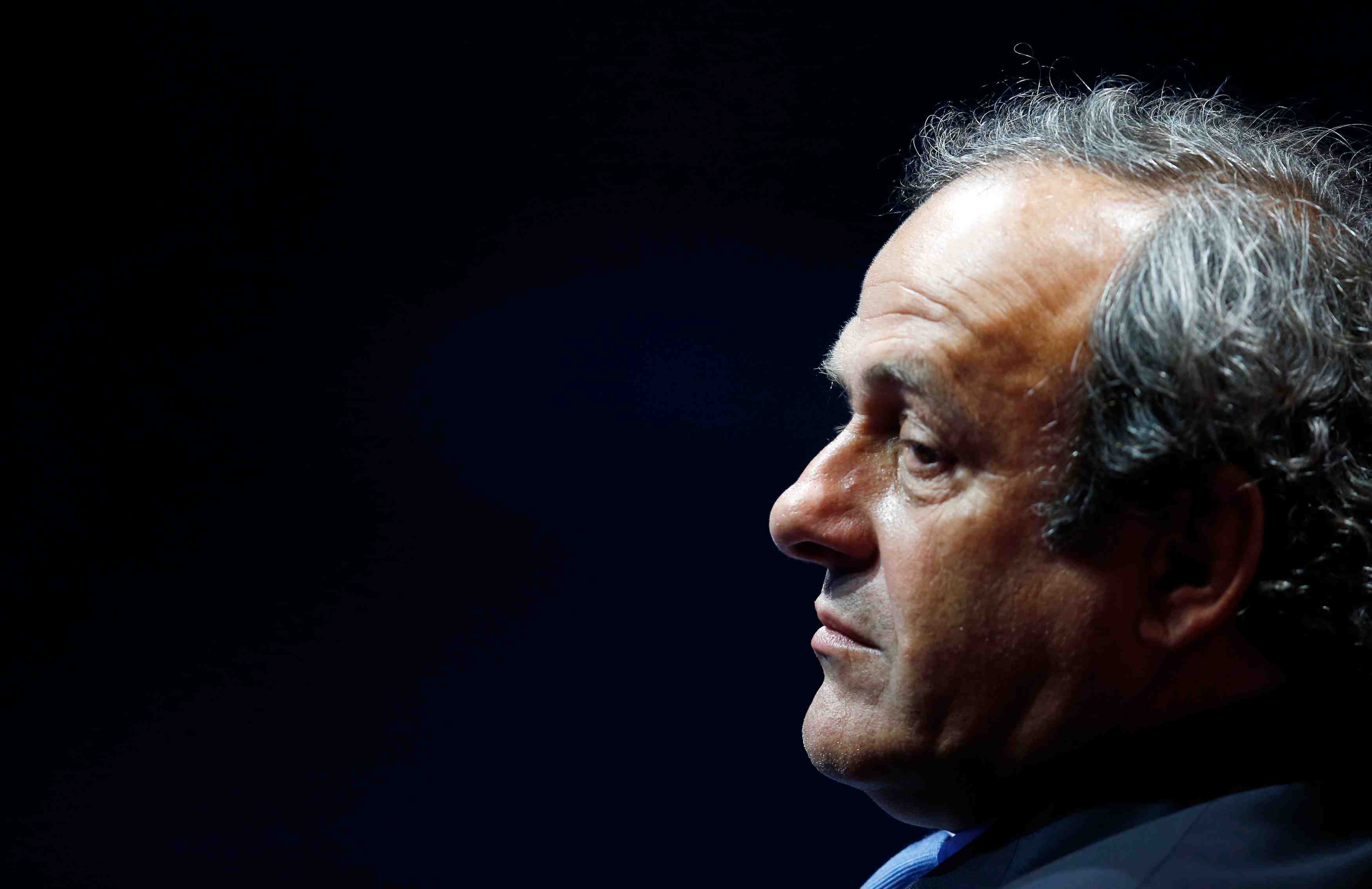 L'uefa demande a la fifa une enquete sur une campagne anti-platini
