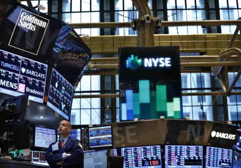 Le dow jones stable, le nasdaq gagne 0,4%