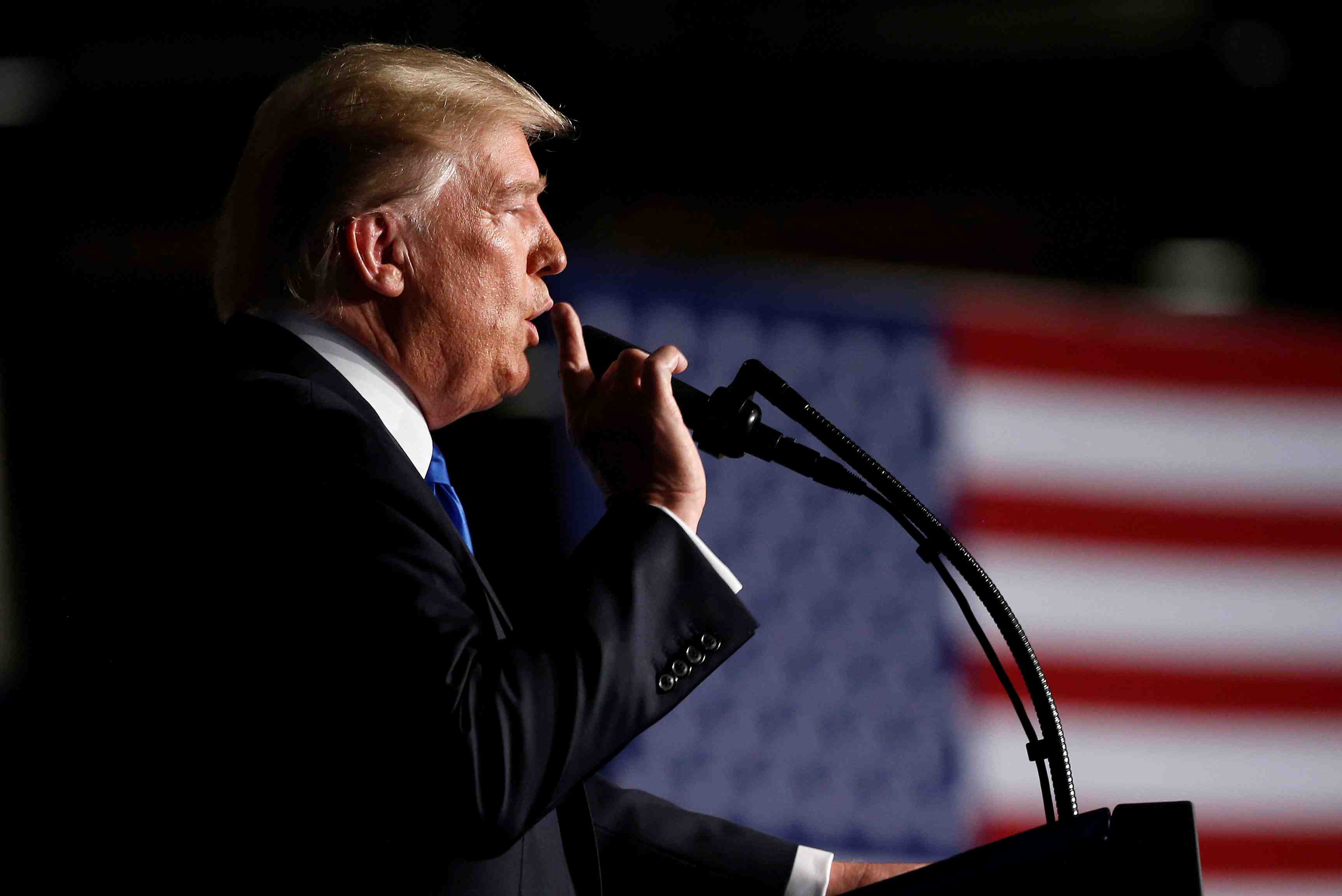 Trump change d'avis sur l'afghanistan, pret a envoyer des renforts