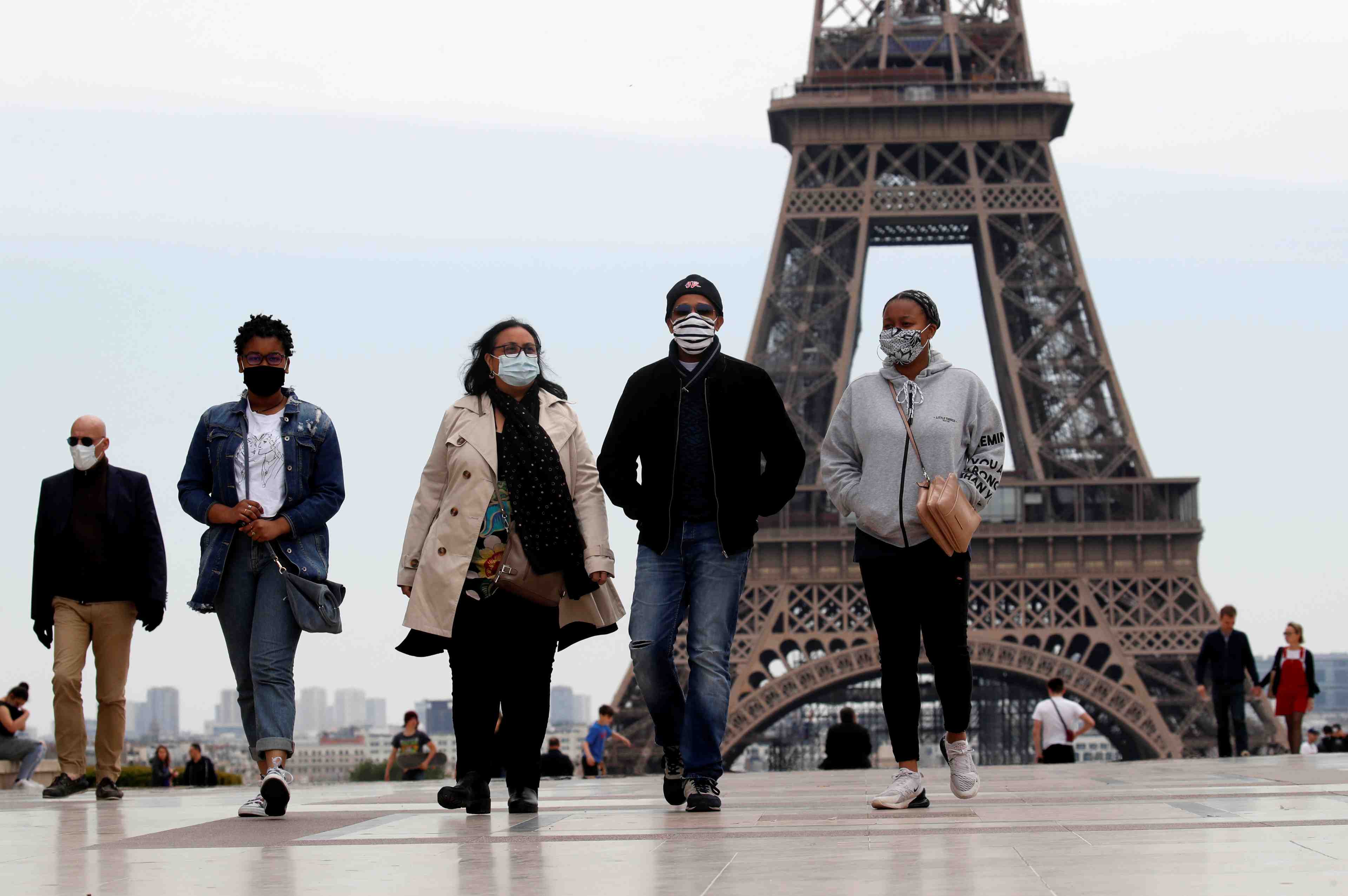 Coronavirus: 483 nouveaux deces en france, dont 429 en ehpad