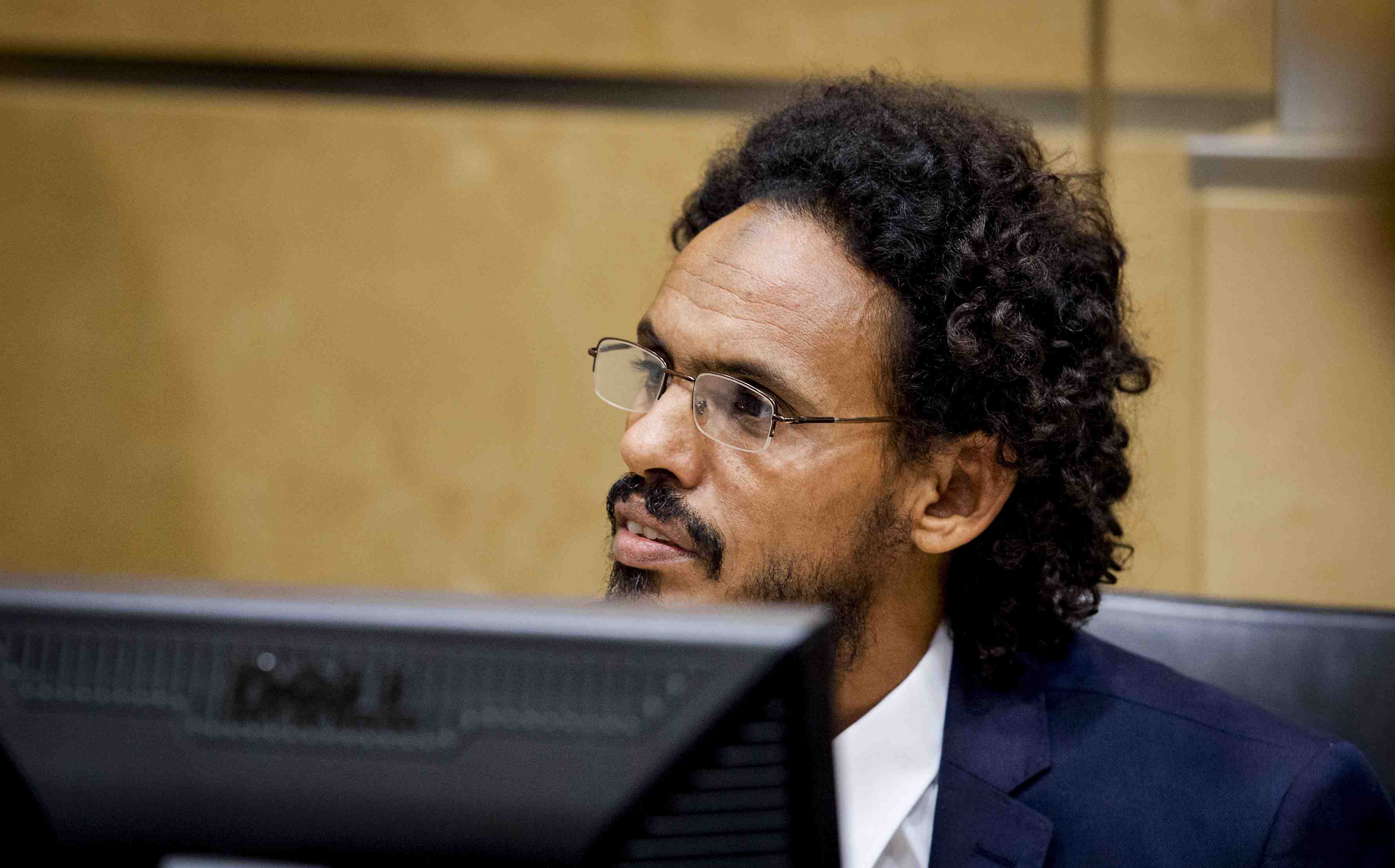 Un islamiste presume devant la cpi pour des destructions de monuments a tombouctou