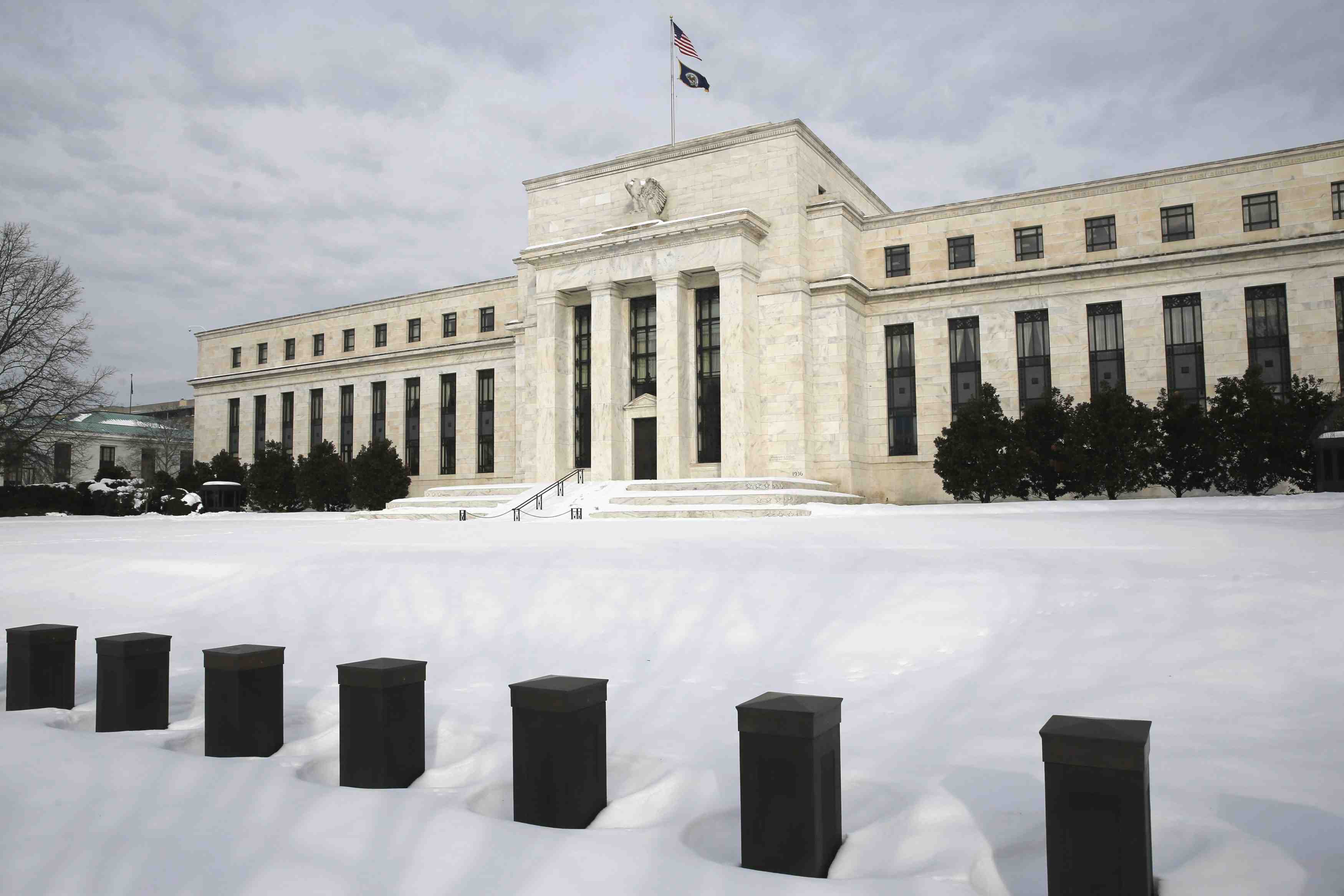 La fed etudie une modification de la trajectoire de ses taux