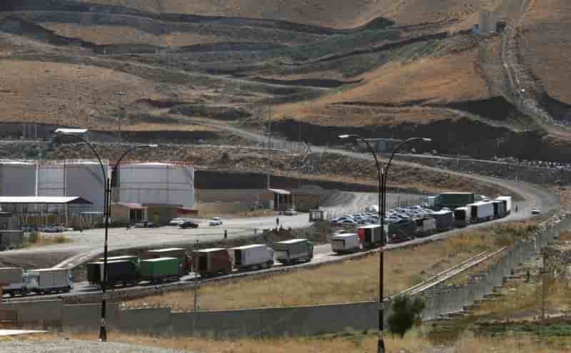 L'iran a ferme sa frontiere avec le kurdistan, dit bagdad