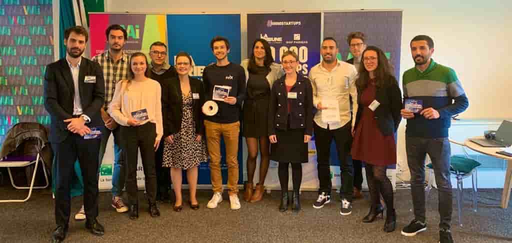 Le jury et les lauréats de l'étape parisienne du prix 10000 startups pour changer le monde 2020.
