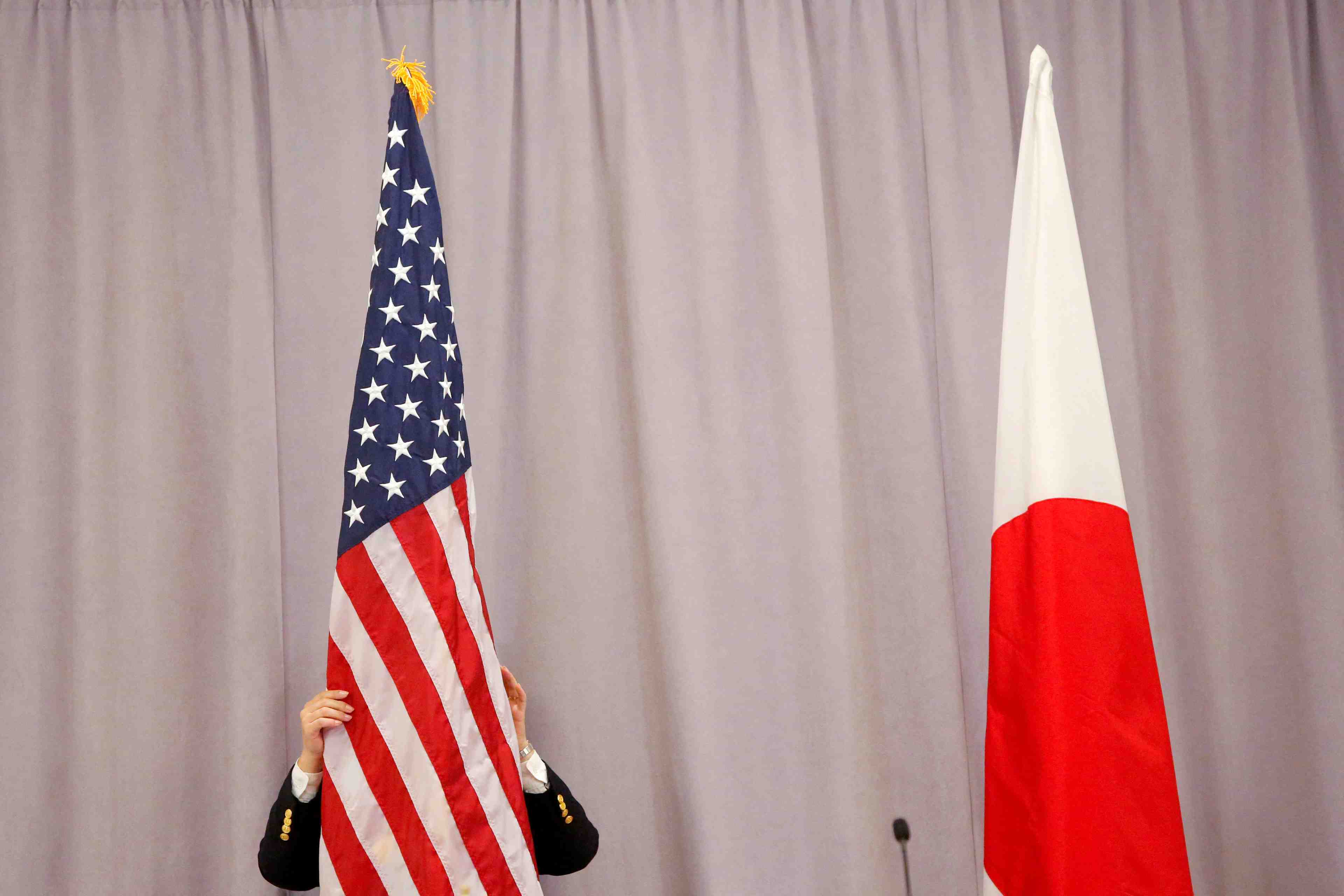 Le japon cooperera avec les etats-unis en cas d'invasion de l'ukraine