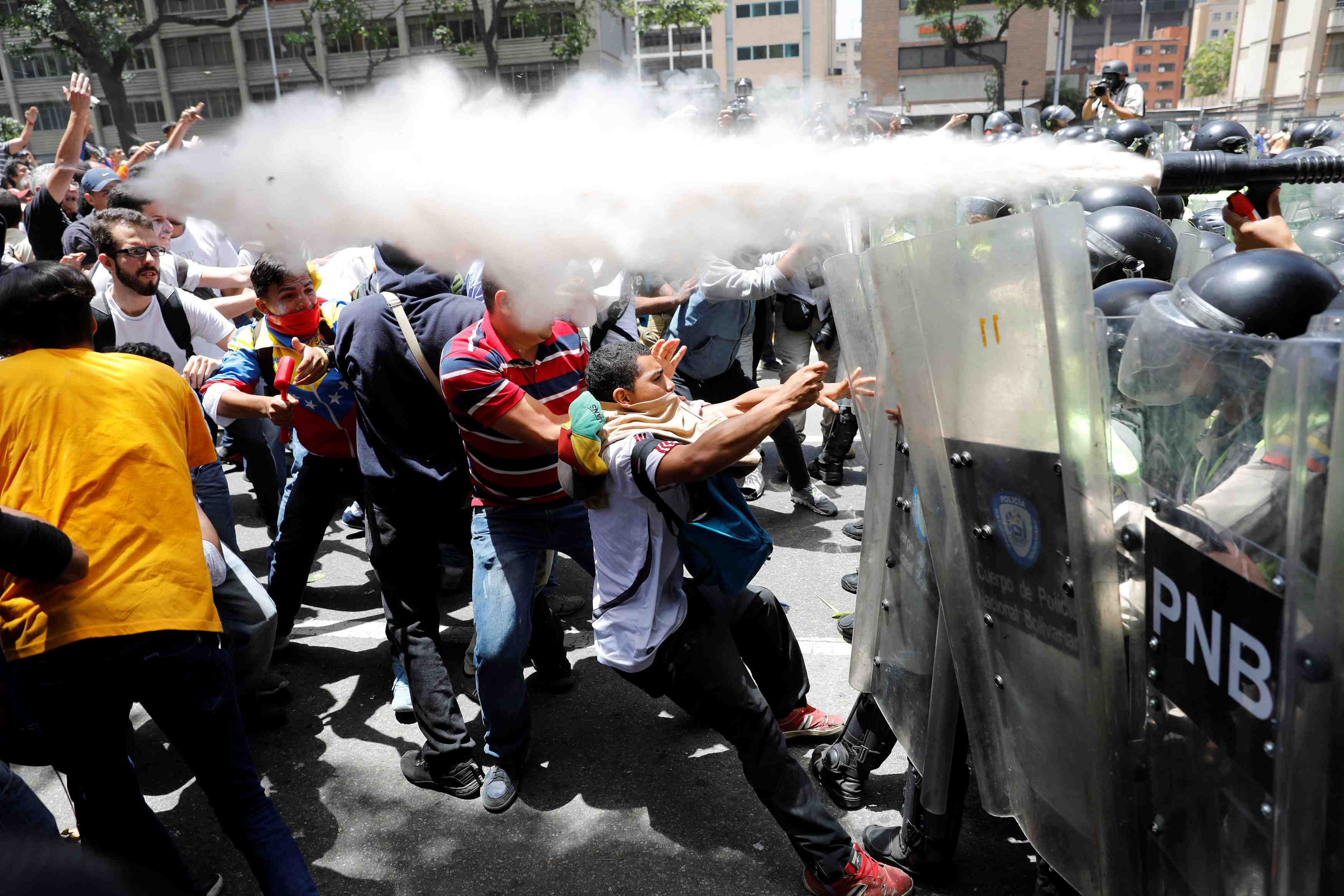 Caracas: heurts entre police et manifestants de l'opposition