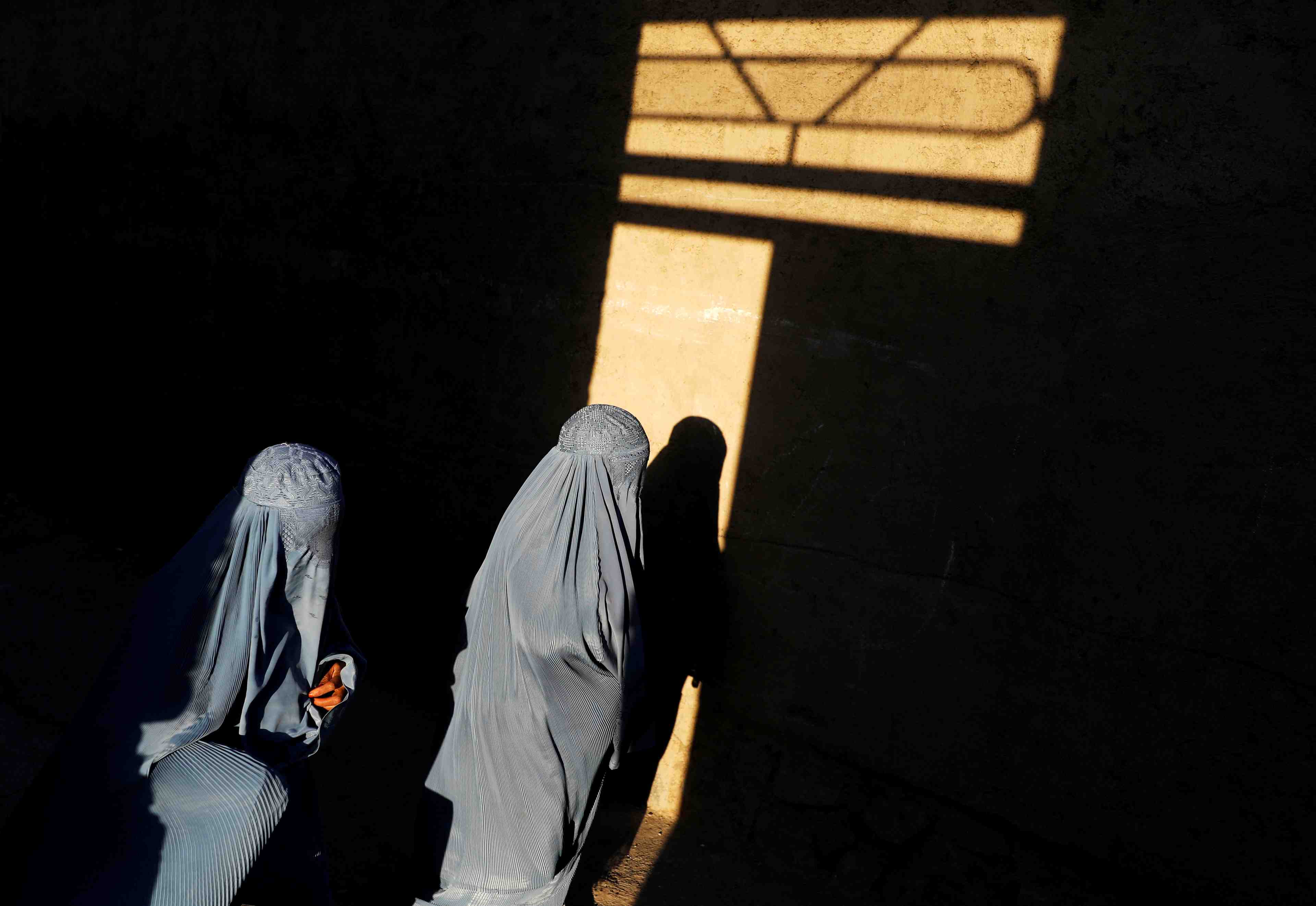 Une station de radio afghane ferme apres des menaces de taliban