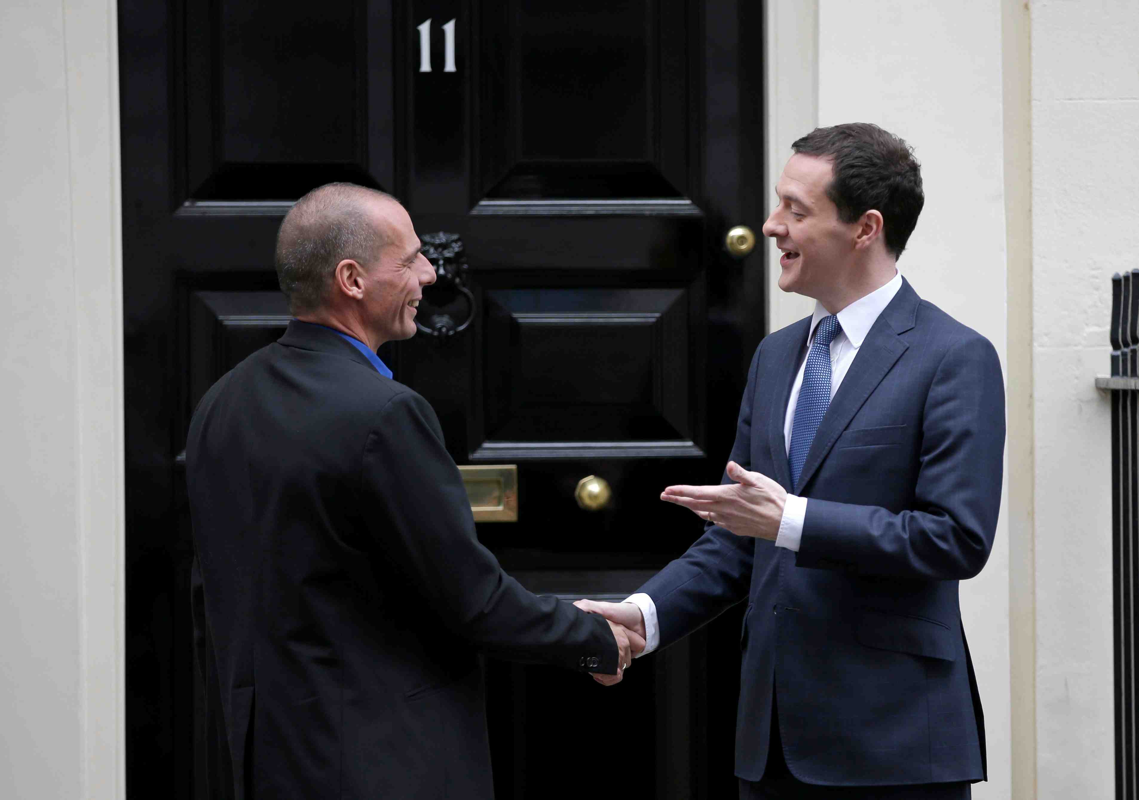 Osborne met en garde contre une confrontation grece-zone euro