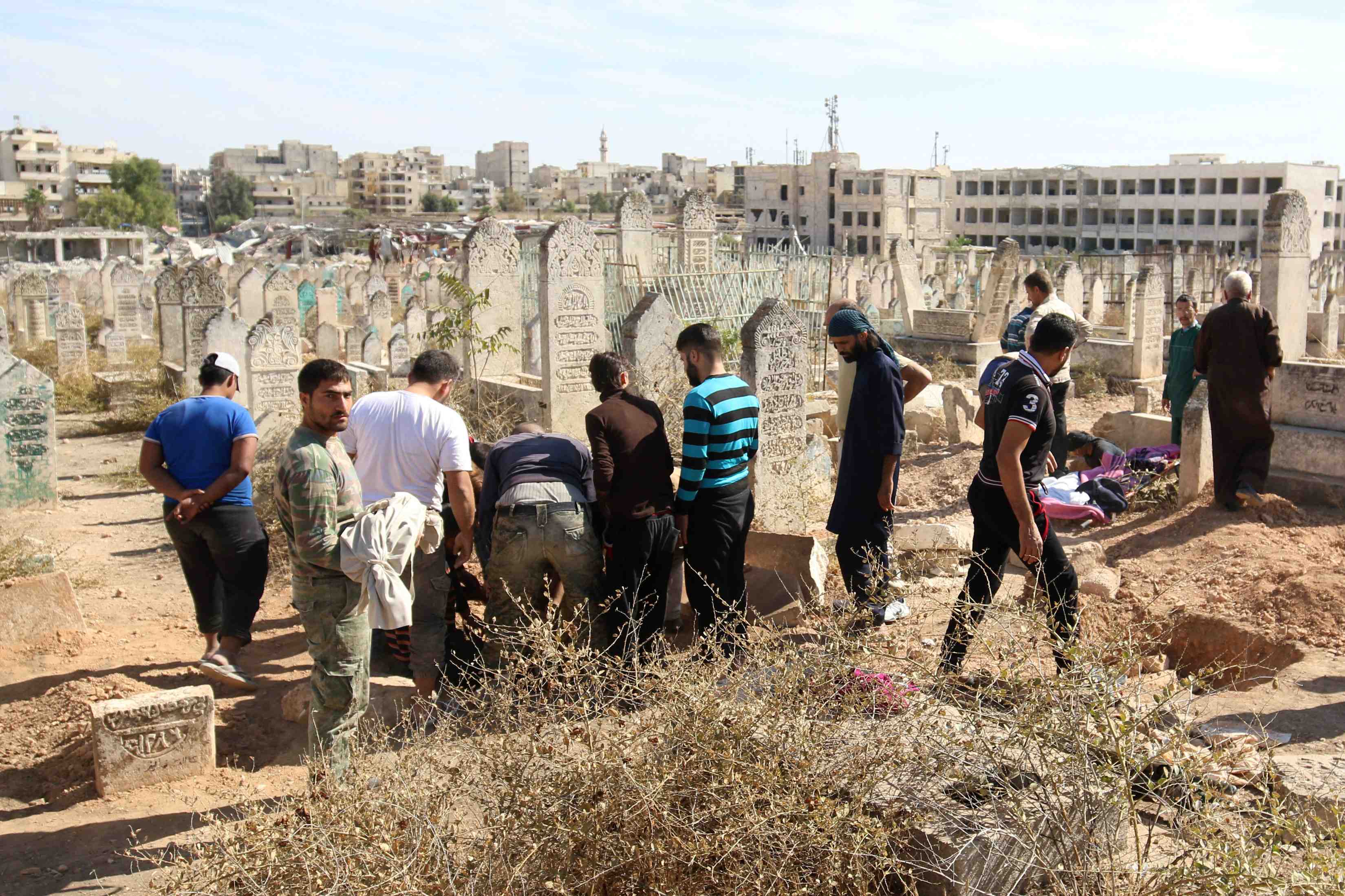 La russie declare une "pause humanitaire" a alep