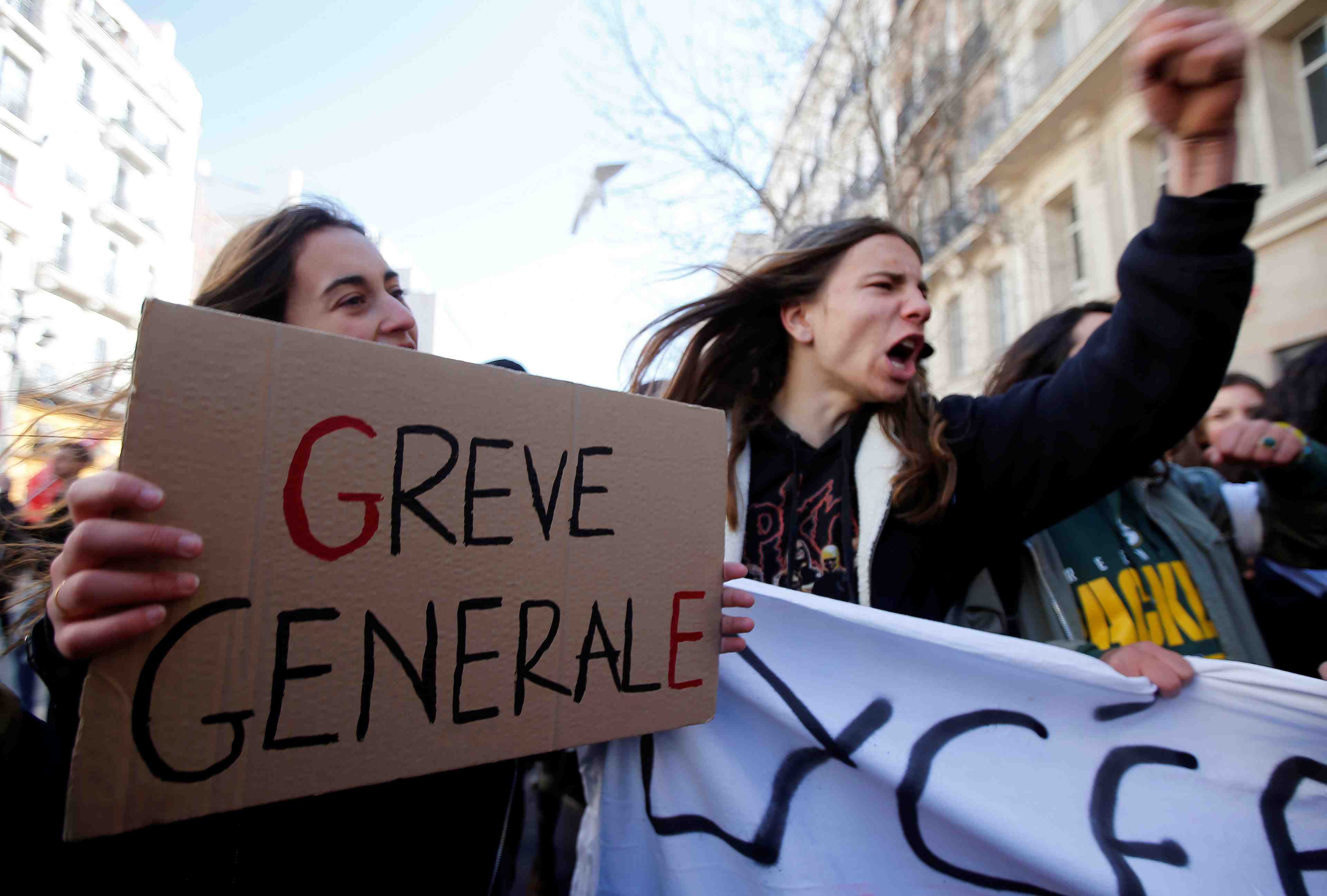 Vidal appelle a l'apaisement dans les universites