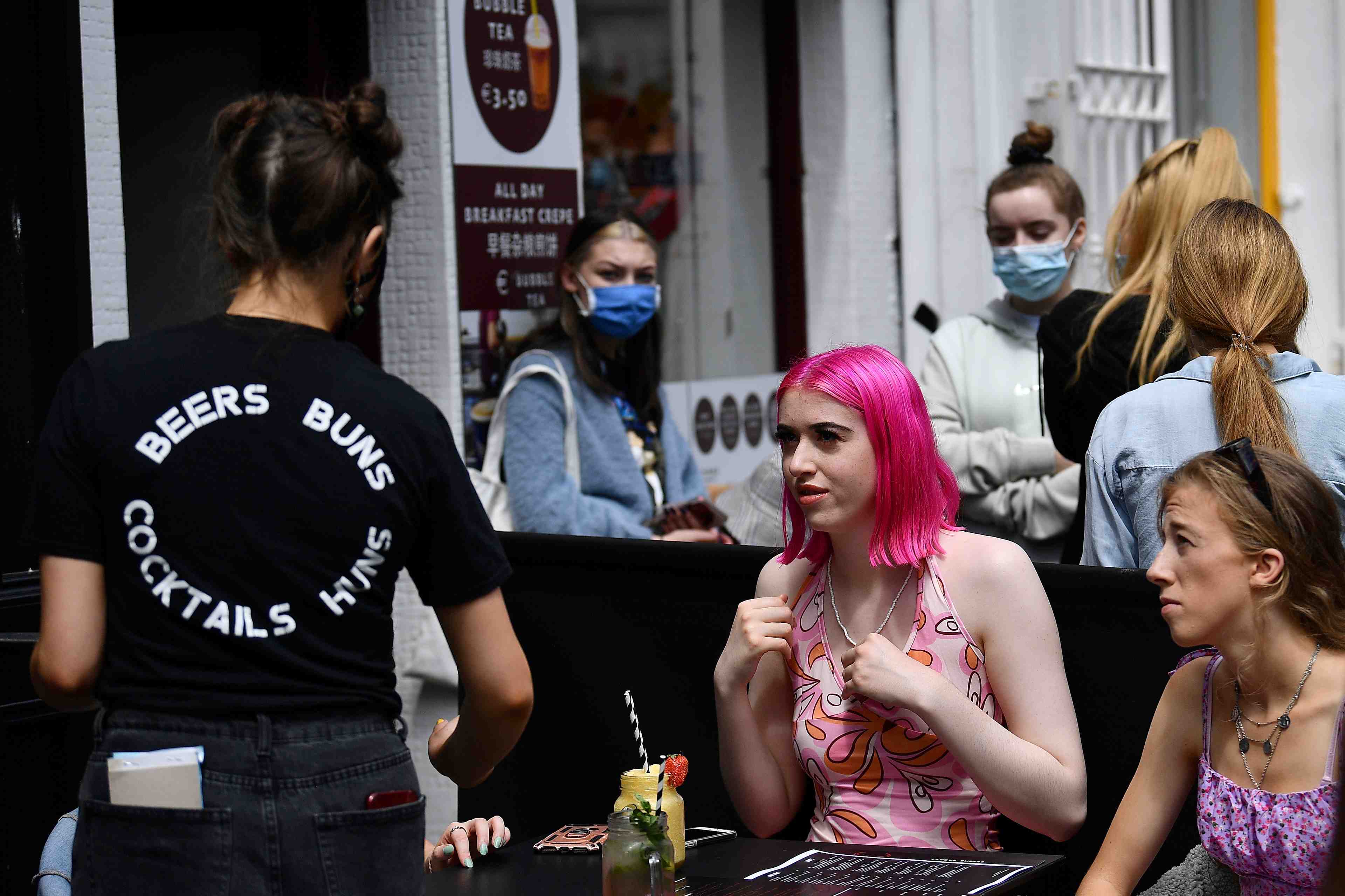 Irlande: l'acces en salle dans les bars et restaurants reserve aux personnes vaccinees