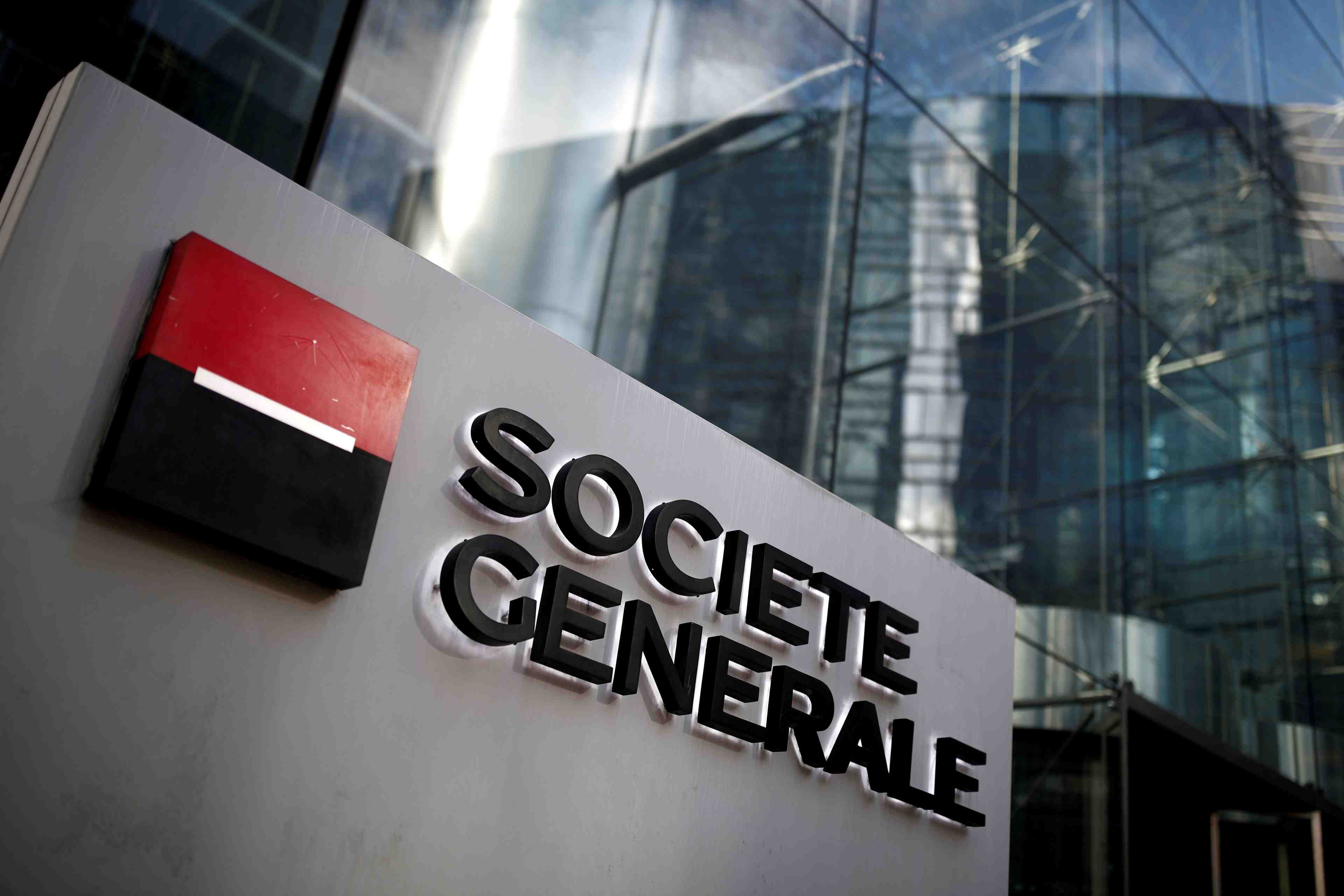 Socgen: resultats superieurs aux attentes au troisieme trimestre