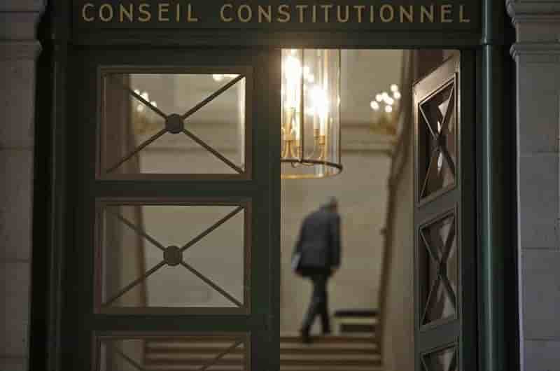 Le Conseil constitutionnel valide l'assouplissement de la loi IVG