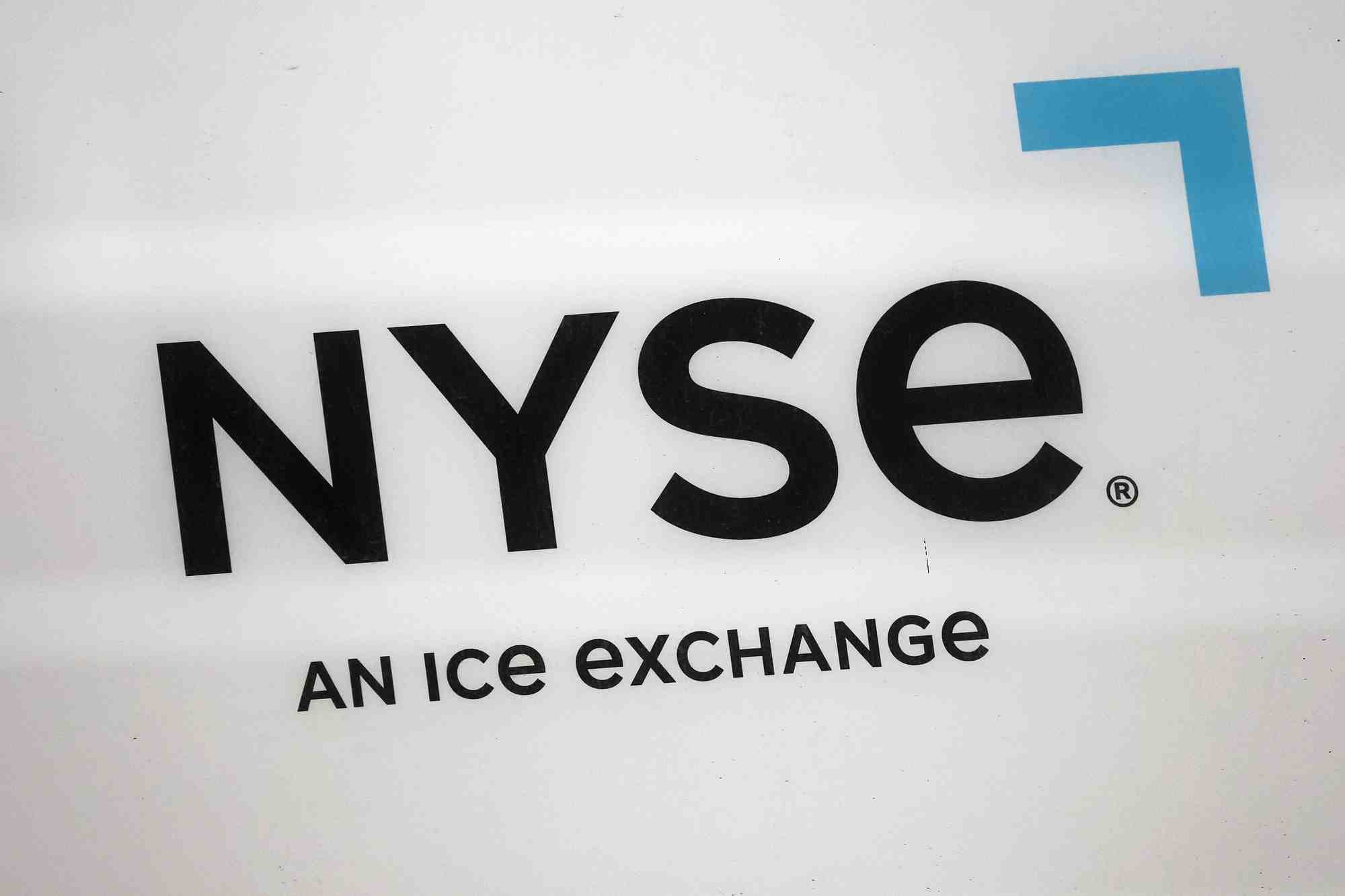 Le logo de la bourse de new york
