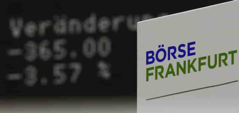 Les bourses europeennes en legere baisse a mi-seance