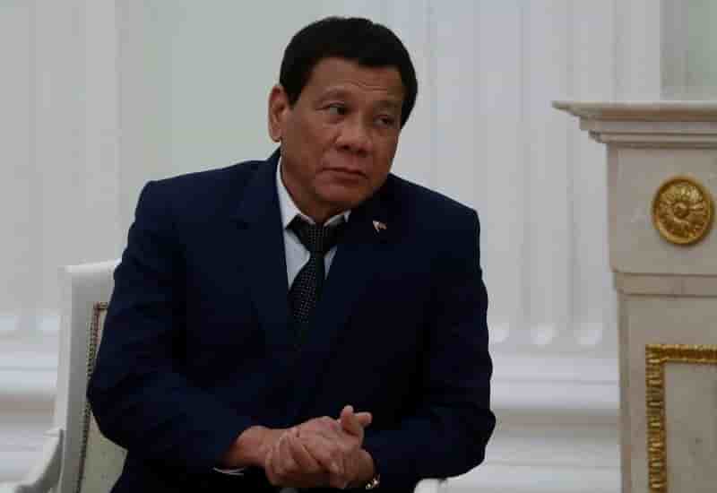 Les combattants islamistes mis en garde par le president philippin