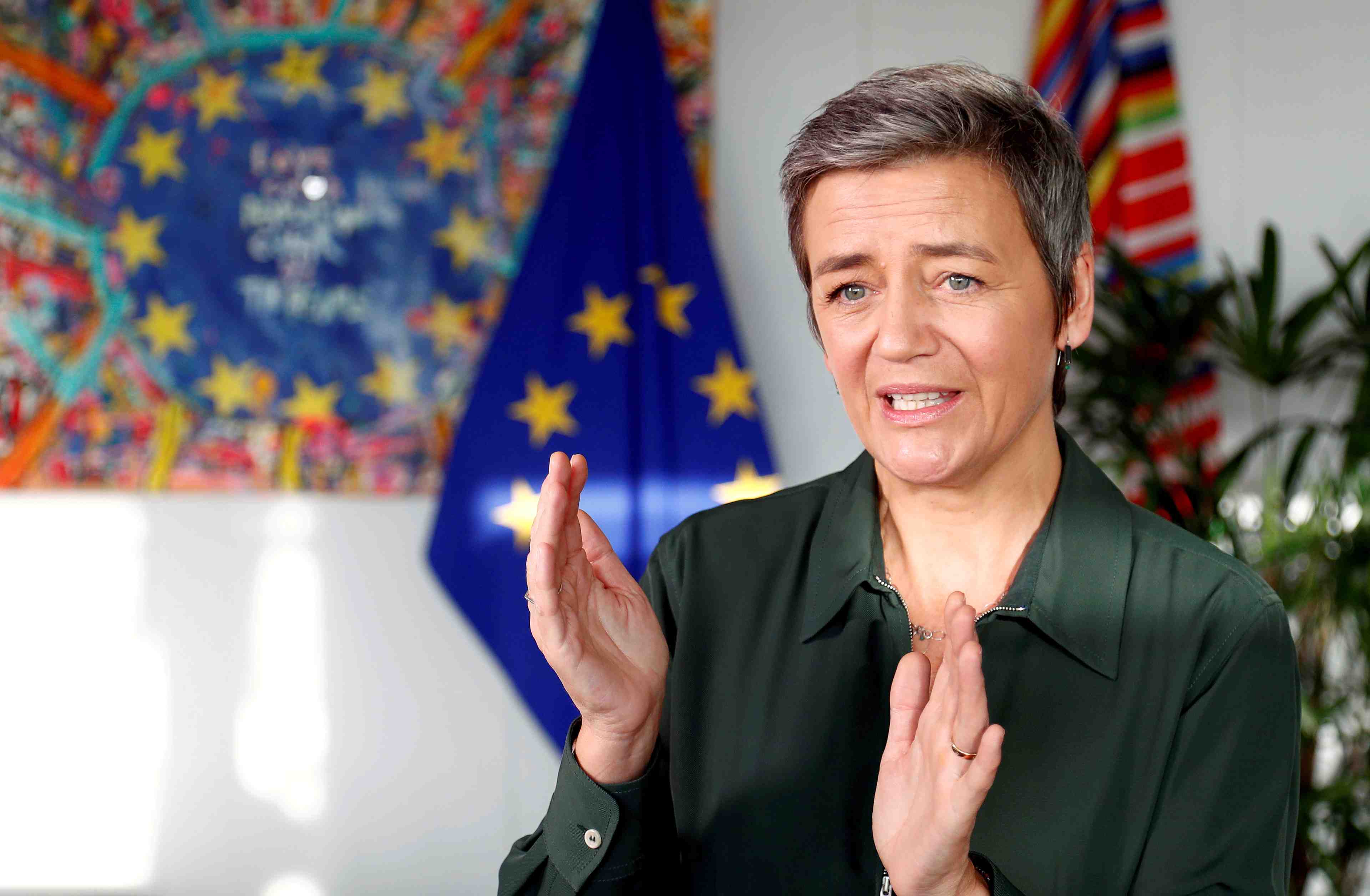 Vestager s'exprimera vers 10h45 gmt sur deux projets de fusion
