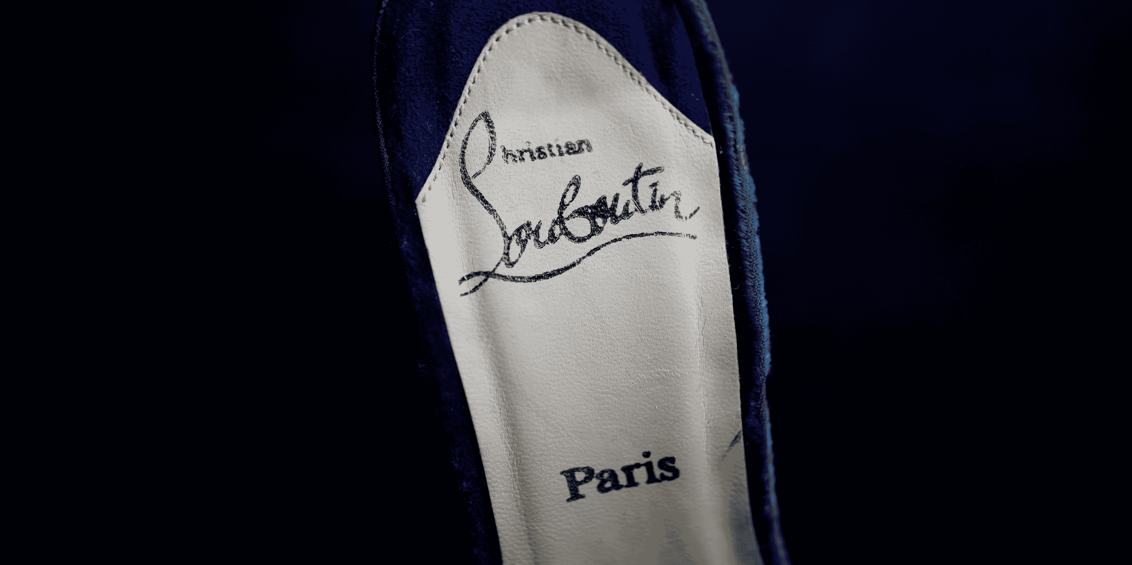 Exor prend 24% de louboutin pour 541 millions d'euros