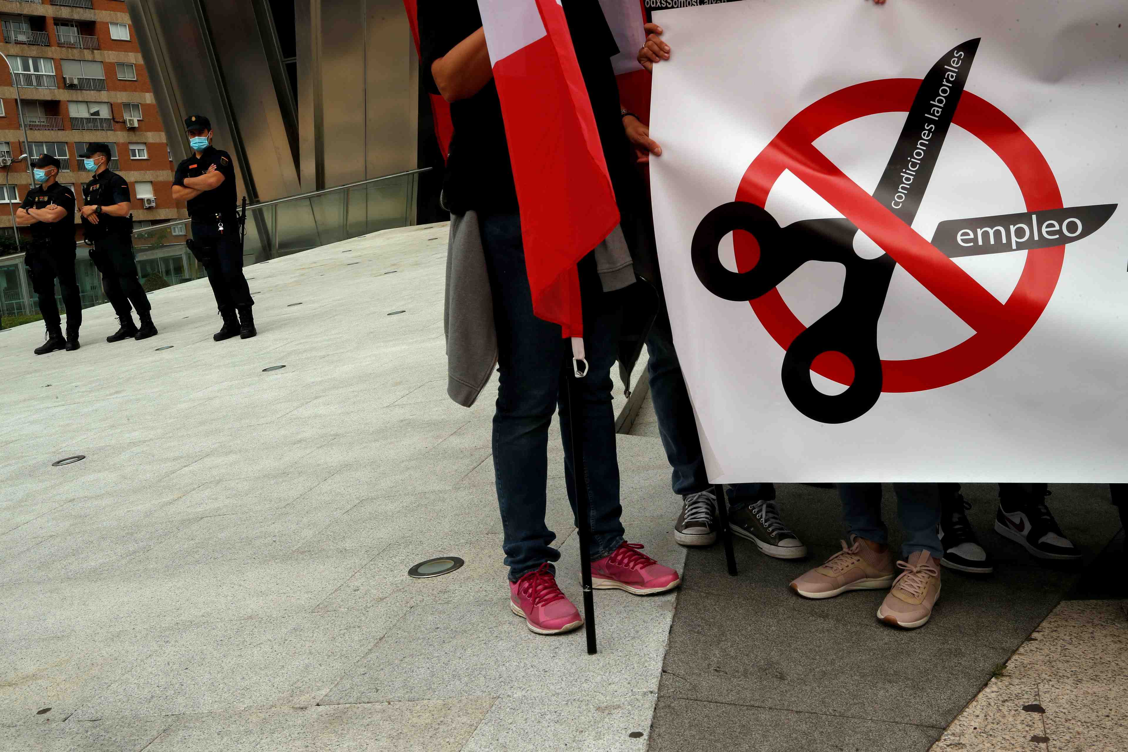 Nouvelle greve a caixabank, la direction avance des propositions