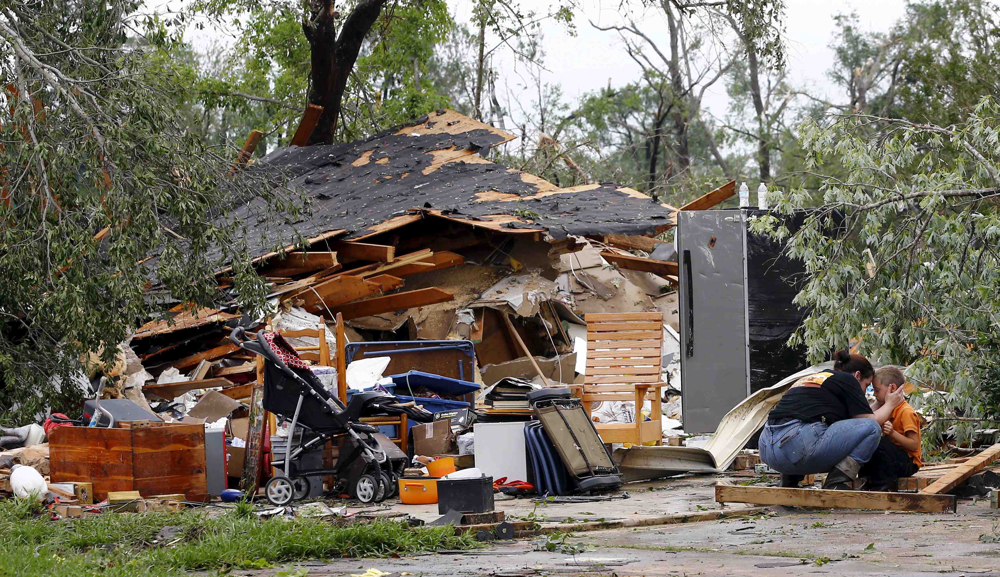 Tornades meurtrieres aux etats-unis