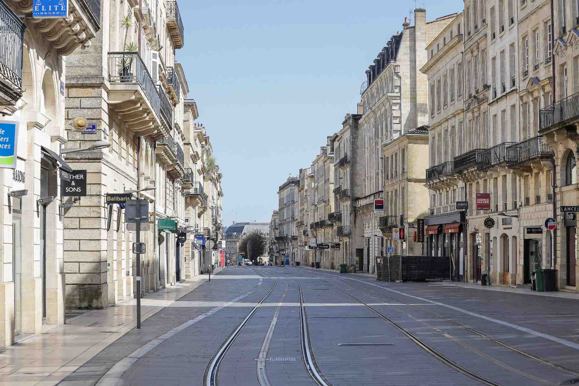 Consommé seulement à moitié, le fonds d'urgence de Bordeaux Métropole est élargi aux micro-entrepreneurs, indépendants et sociétés commerciales sans salarié.